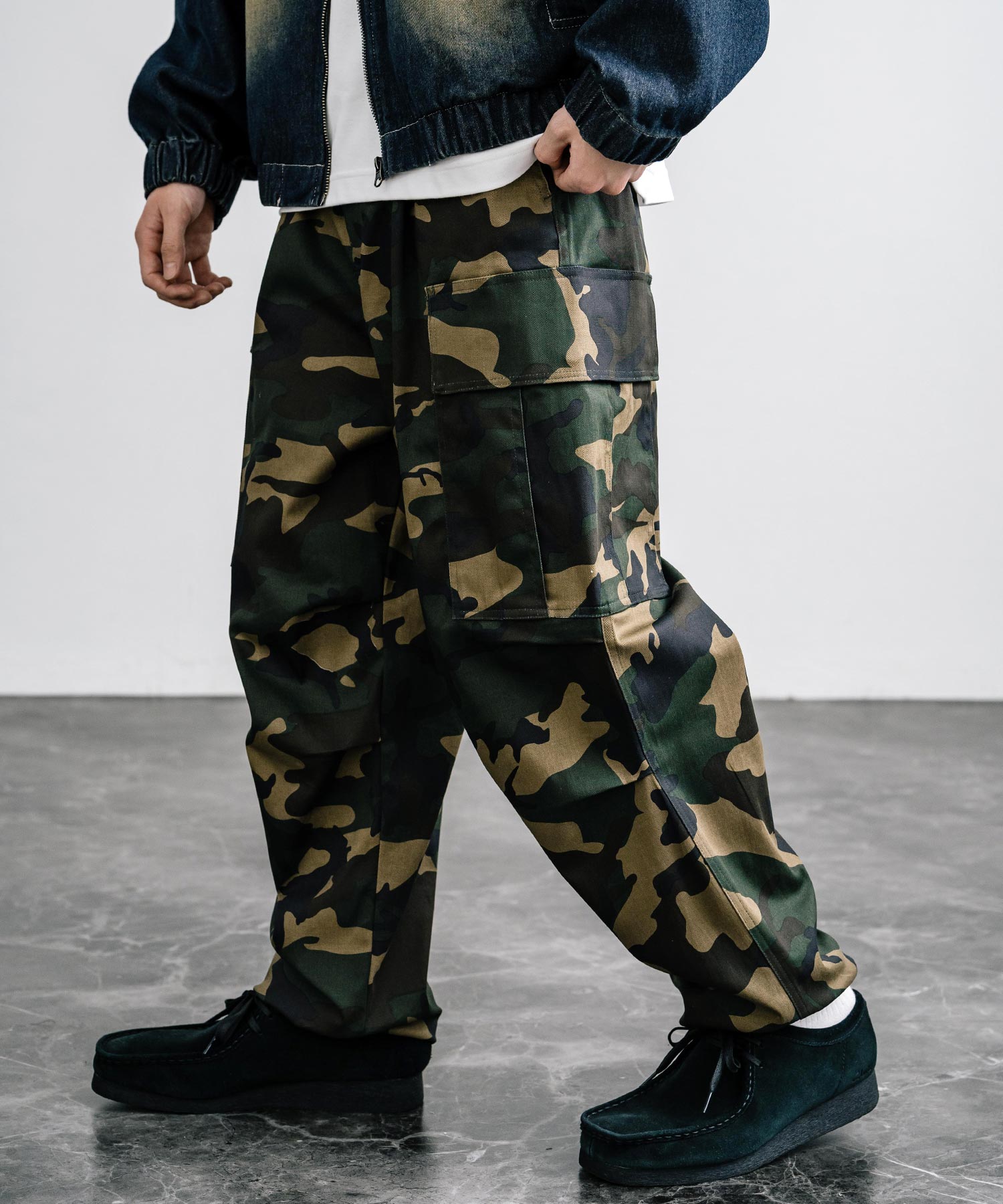 ロッキーモンロー Rocky Monroe カーゴパンツ ワイド メンズ レディース イージー オーバーサイズ ルーズ 裾紐 バルーン 迷彩 ペイズリー 柄パンツ  ミリタリー ストリート 14224