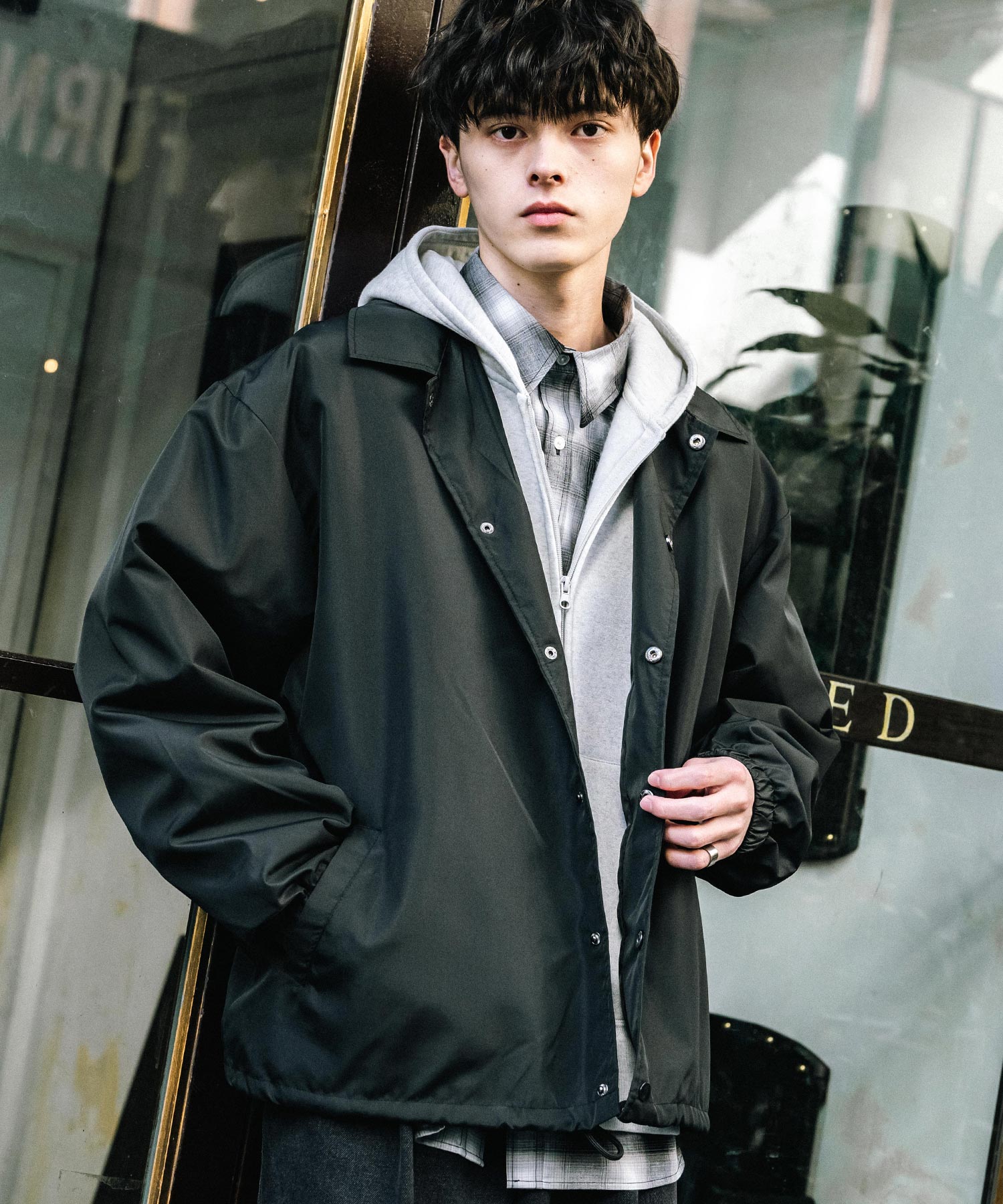 ロッキーモンロー Rocky Monroe コーチジャケット ライトアウター ブルゾン メンズ レディース オーバーサイズ ドローストリング 無地 耐久性 撥水 DEWSPO デュスポ 韓国 13953