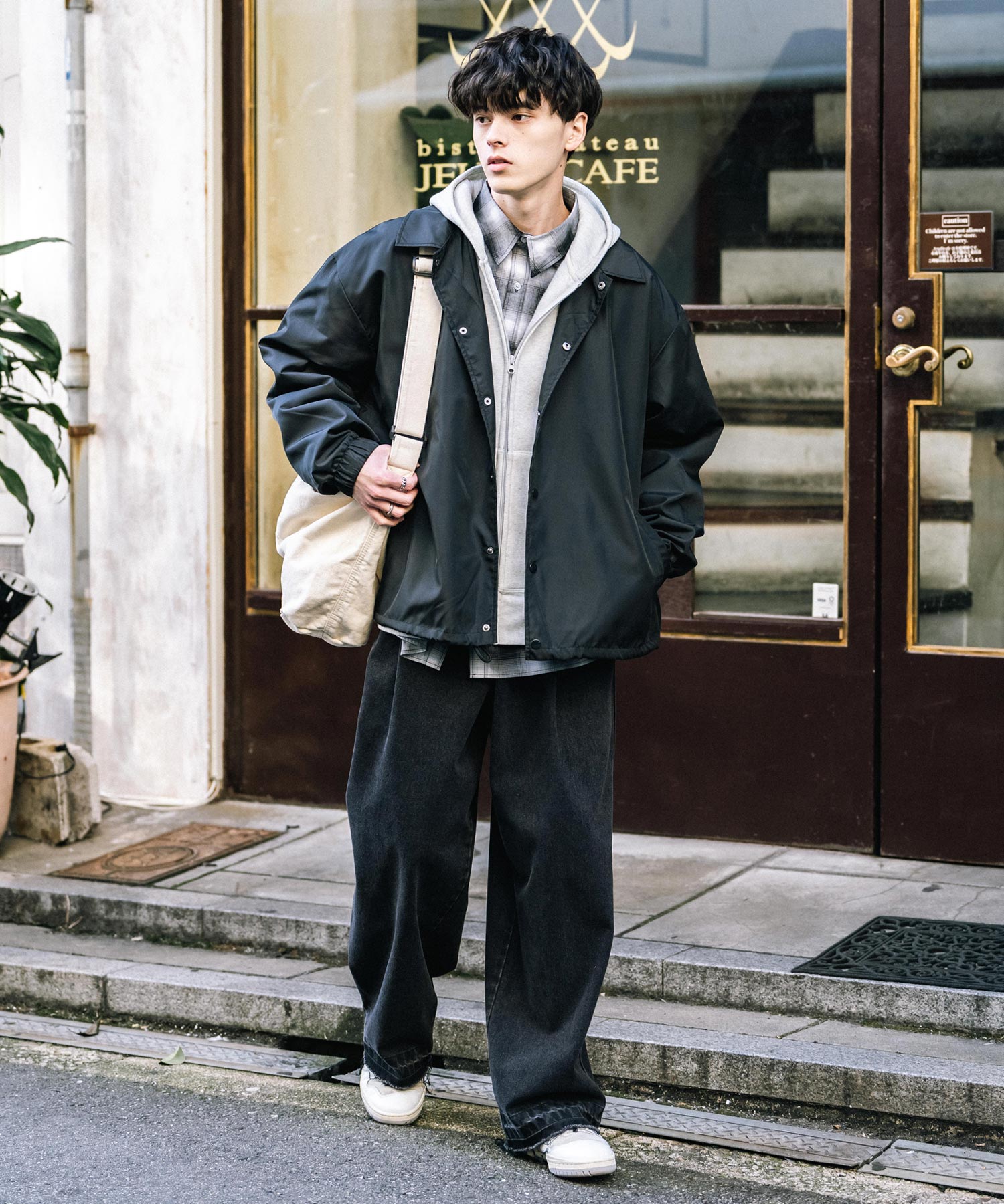 ロッキーモンロー Rocky Monroe コーチジャケット ライトアウター ブルゾン メンズ レディース オーバーサイズ ドローストリング 無地 耐久性 撥水 DEWSPO デュスポ 韓国 13953