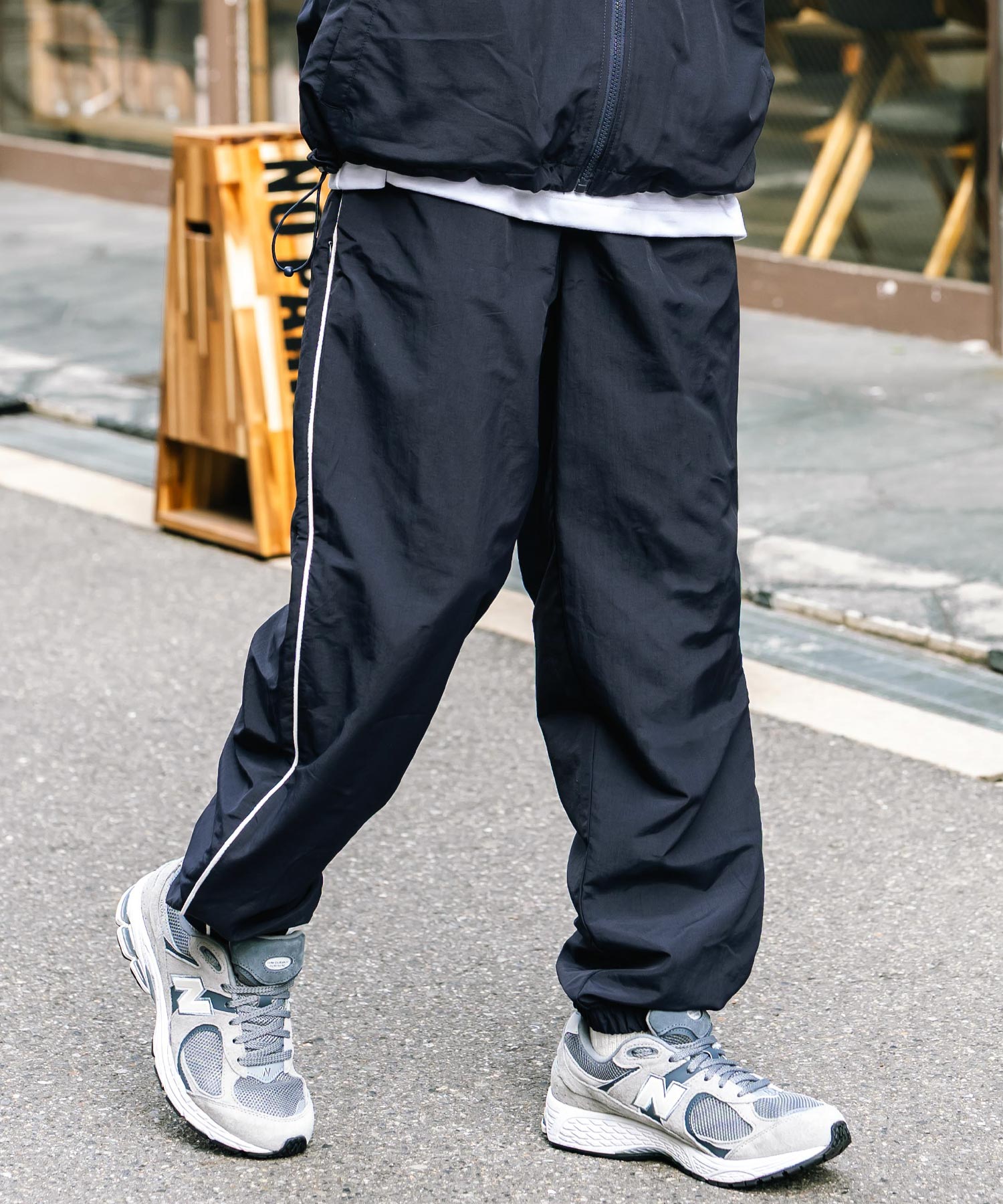 ロッキーモンロー Rocky Monroe トラックパンツ ナイロン サイドジップ ワイド メンズ レディース 配色 2way テック系 パイピング イージージョガー スケーター ドローコード 14308 （グレー） グレー