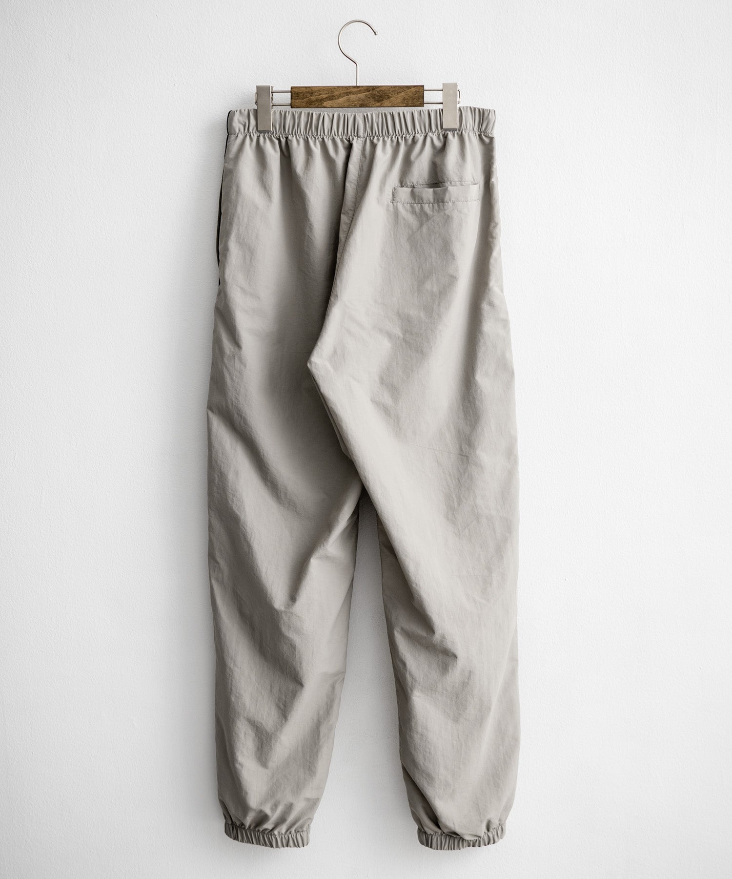 ロッキーモンロー Rocky Monroe トラックパンツ ナイロン サイドジップ ワイド メンズ レディース 配色 2way テック系 パイピング イージージョガー スケーター ドローコード 14308 （グレー） グレー