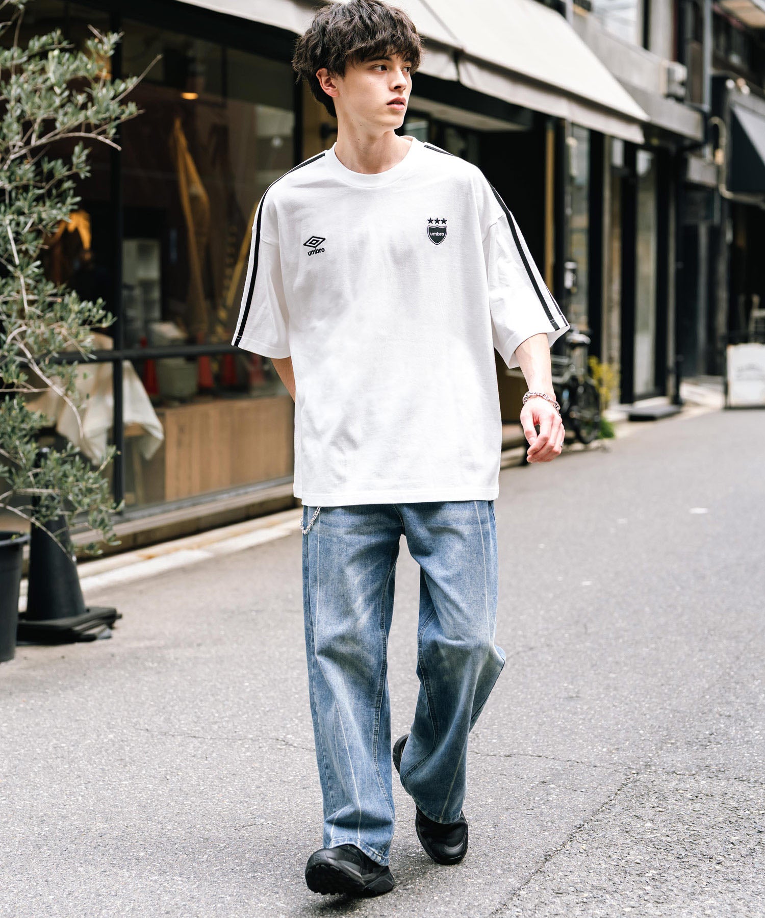 ロッキーモンロー Rocky Monroe UMBRO アンブロ Tシャツ 半袖 メンズ レディース カットソー フットボールT サイドライン オーバーサイズ ロゴ刺繍 別注コラボ 14470 （ホワイト） ホワイト