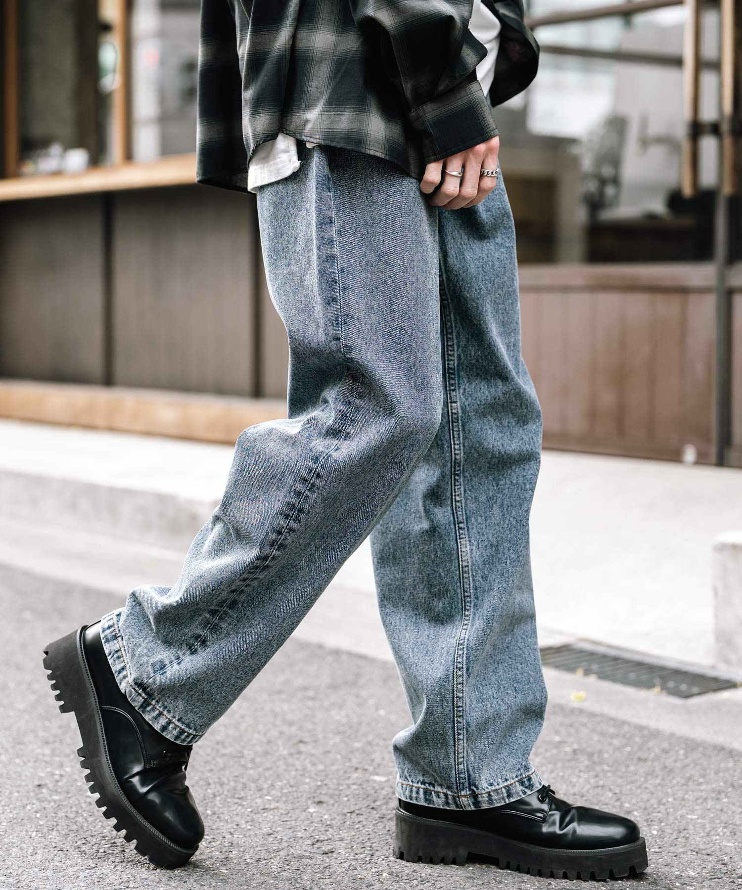 ロッキーモンロー Rocky Monroe ワイドパンツ デニム メンズ テーパード リラックス ルーズ ユーズド ヒゲ加工 ワンウォッシュ ケミカル オーバーダイ ヴィンテージ ブラスト 14464 （ブルーオーバーダイ） ブルーオーバーダイ