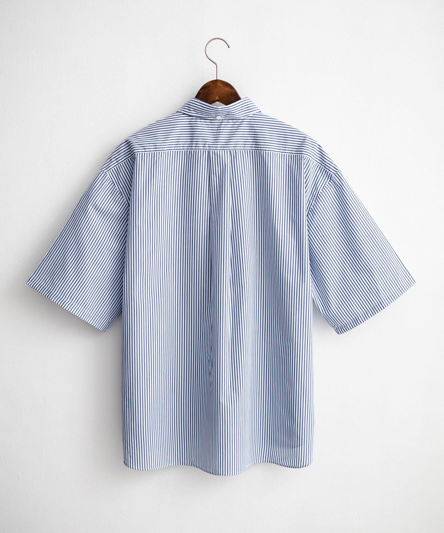 ロッキーモンロー Rocky Monroe 接触冷感 ストライプシャツ 半袖 メンズ ボタンダウン ボクシーAライン ルーズ UVカット日本製 Upscape Audience AUD6609 14696 （アイボリー） アイボリー