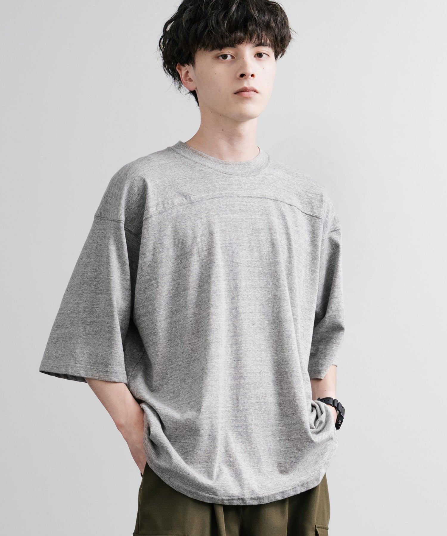 ロッキーモンロー Rocky Monroe フットボールTシャツ 半袖 無地 メンズ カットソー ラフィー天竺 5.5オンス 日本製 Upscape Audience AUD6644 14725 （杢グレー） 杢グレー
