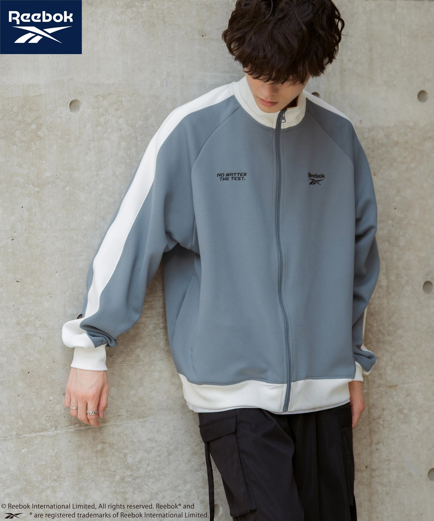 ロッキーモンロー Rocky Monroe Reebok リーボック トラックジャケット ジャージ ライトアウター メンズ ブルゾン ポンチ オーバーサイズ 袖ライン ロゴ刺繍 シンプル 14837 （ブルーグレー） ブルーグレー