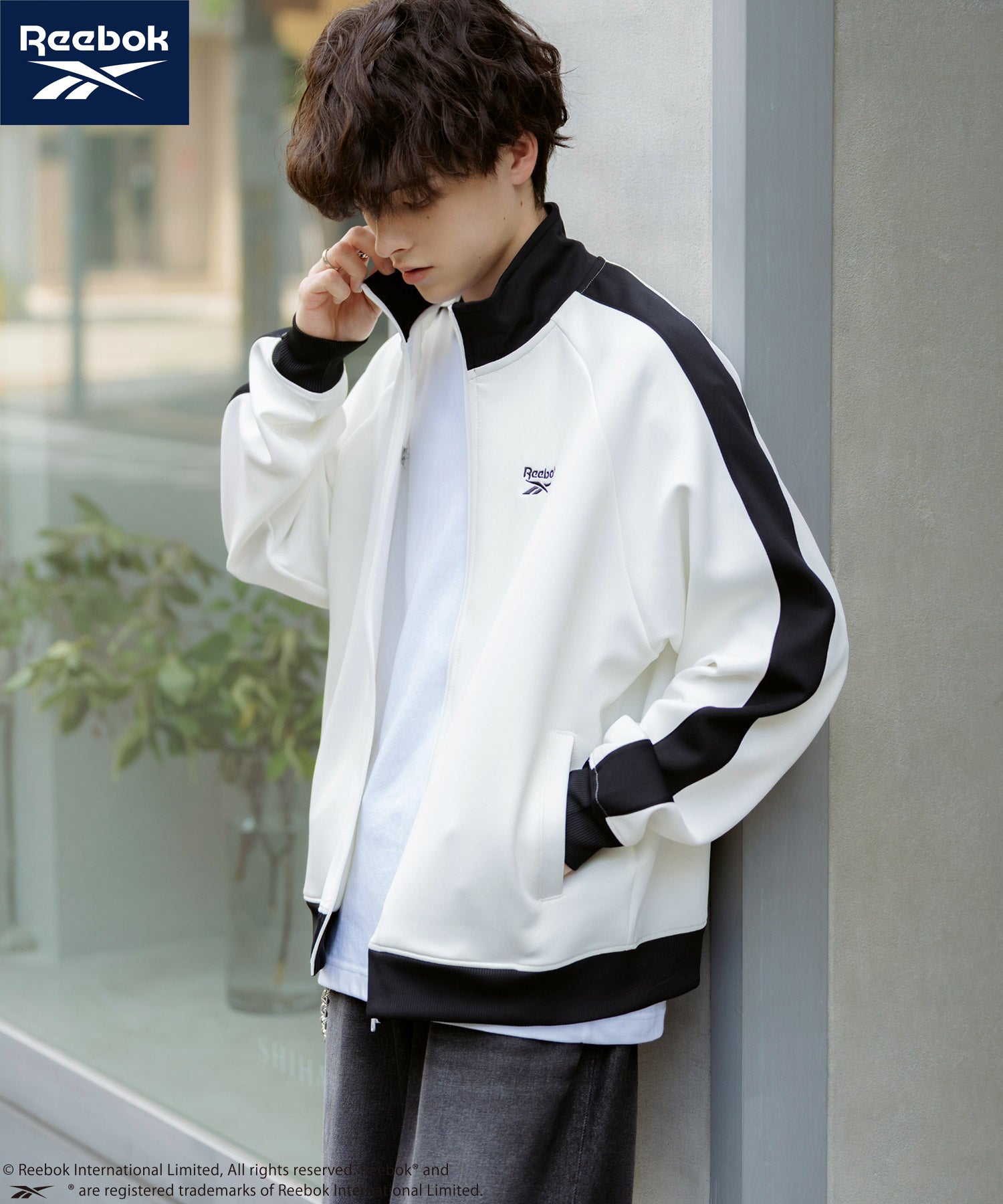 ロッキーモンロー Rocky Monroe Reebok リーボック トラックジャケット ジャージ ライトアウター メンズ ブルゾン ポンチ オーバーサイズ 袖ライン ロゴ刺繍 シンプル 14837 （ブルーグレー） ブルーグレー
