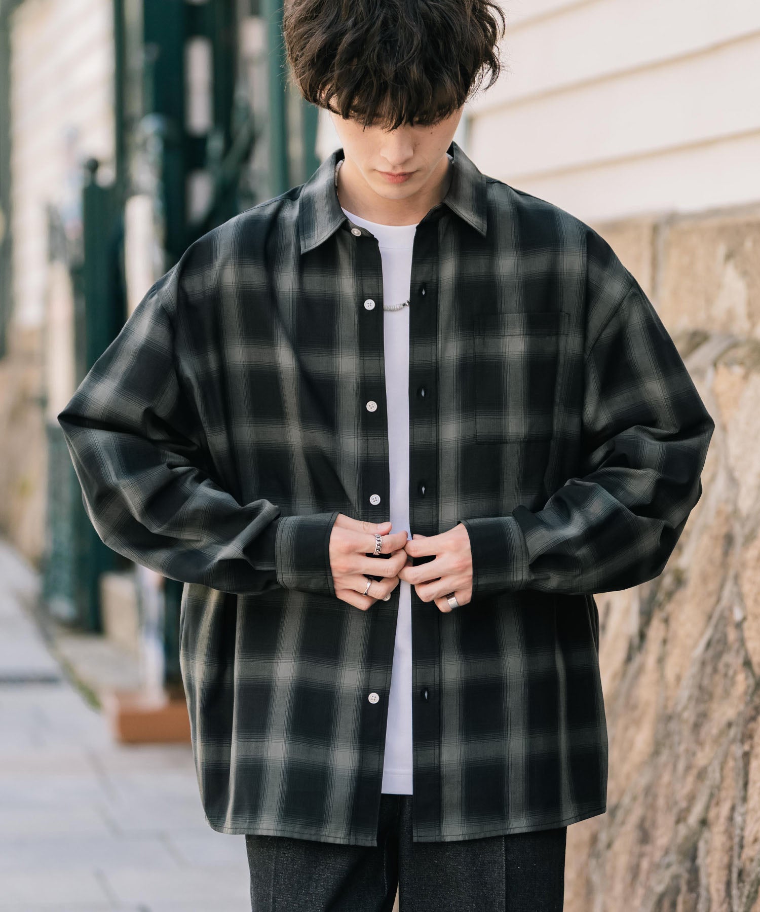ロッキーモンロー Rocky Monroe カジュアルシャツ 長袖 メンズ チェック ストライプ 無地 TCブロード 白シャツ オーバーサイズ リラックス レギュラーカラー 胸ポケット 14718 （ホワイト） ホワイト