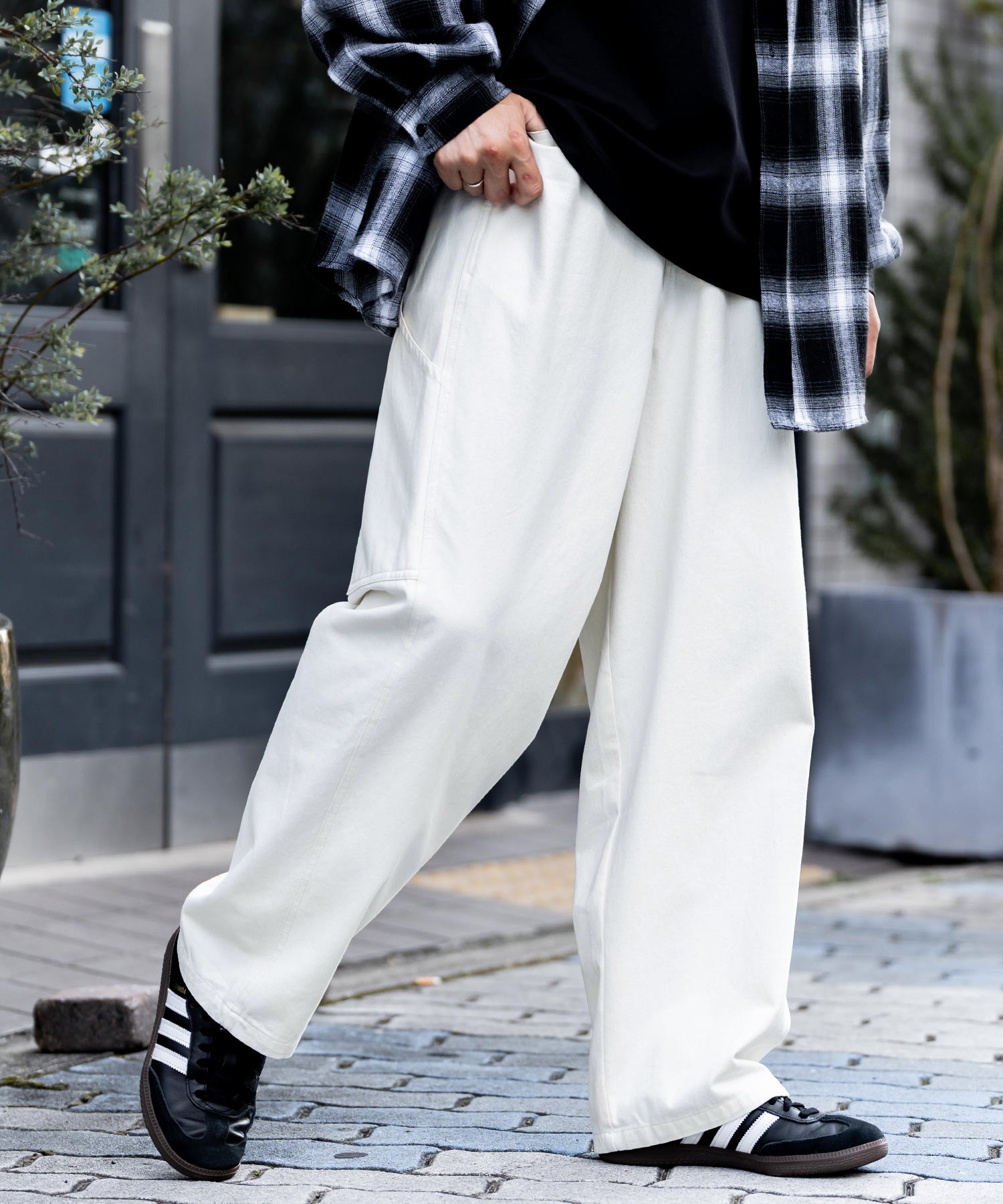 ロッキーモンロー Rocky Monroe KANGOL 別注 コラボ ペインターパンツ ワイドデニム ツイル メンズ テーパード リラックス ワンポイント ロゴ ケミカル ヴィンテージ 14631 （アイボリー） アイボリー