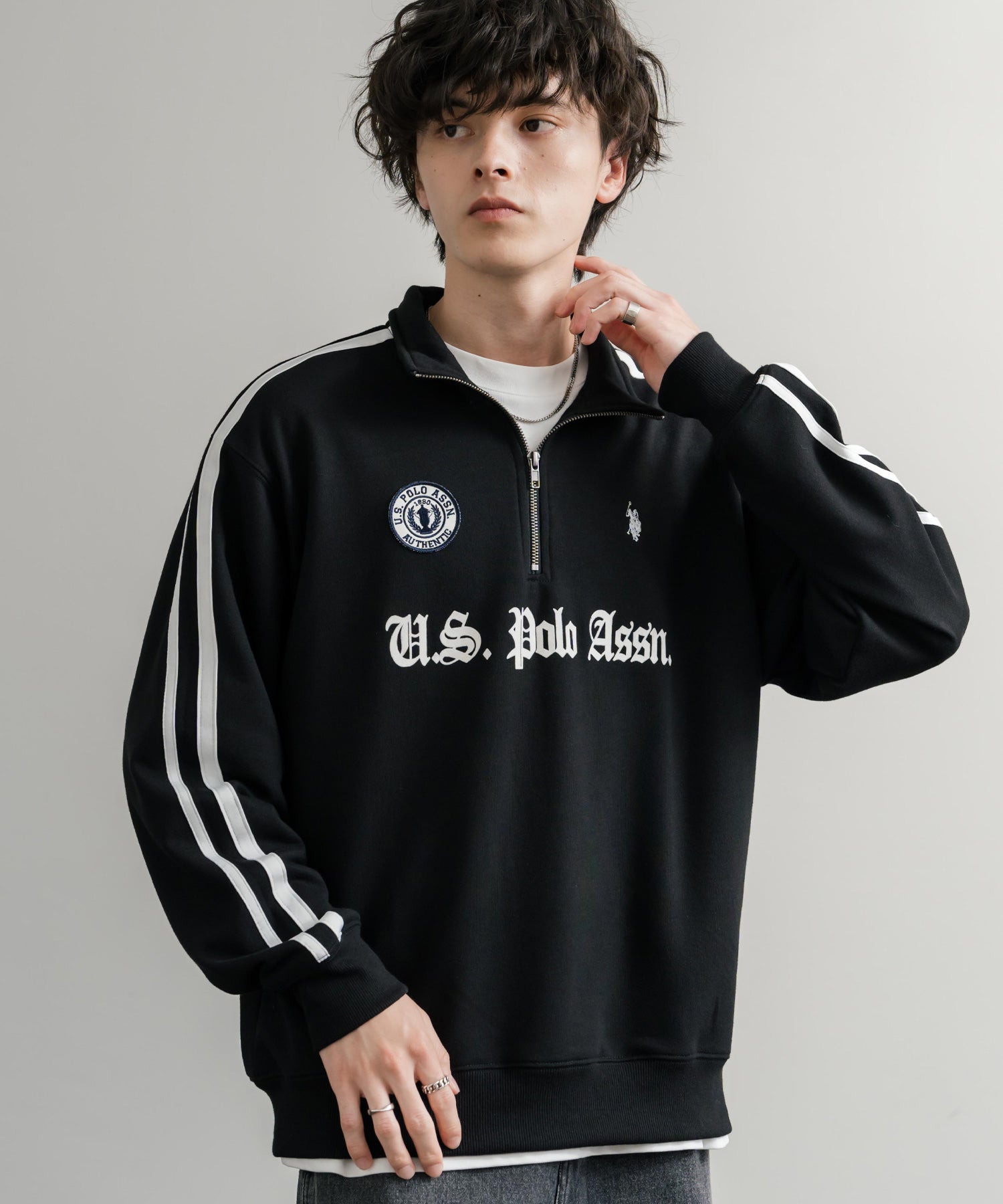 ロッキーモンロー Rocky Monroe スウェット トレーナー 長袖 ハーフジップ メンズ レディース 袖ライン ワッペン ロゴ刺繍 裏毛 スポーティー U.S. POLO ASSN.  14862 （12.オートミール） 12.オートミール