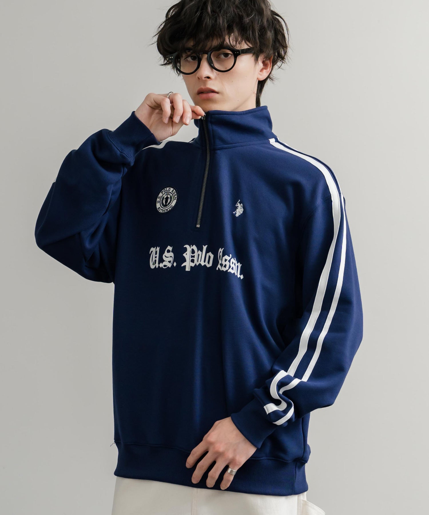 ロッキーモンロー Rocky Monroe スウェット トレーナー 長袖 ハーフジップ メンズ レディース 袖ライン ワッペン ロゴ刺繍 裏毛 スポーティー U.S. POLO ASSN.  14862 （12.オートミール） 12.オートミール