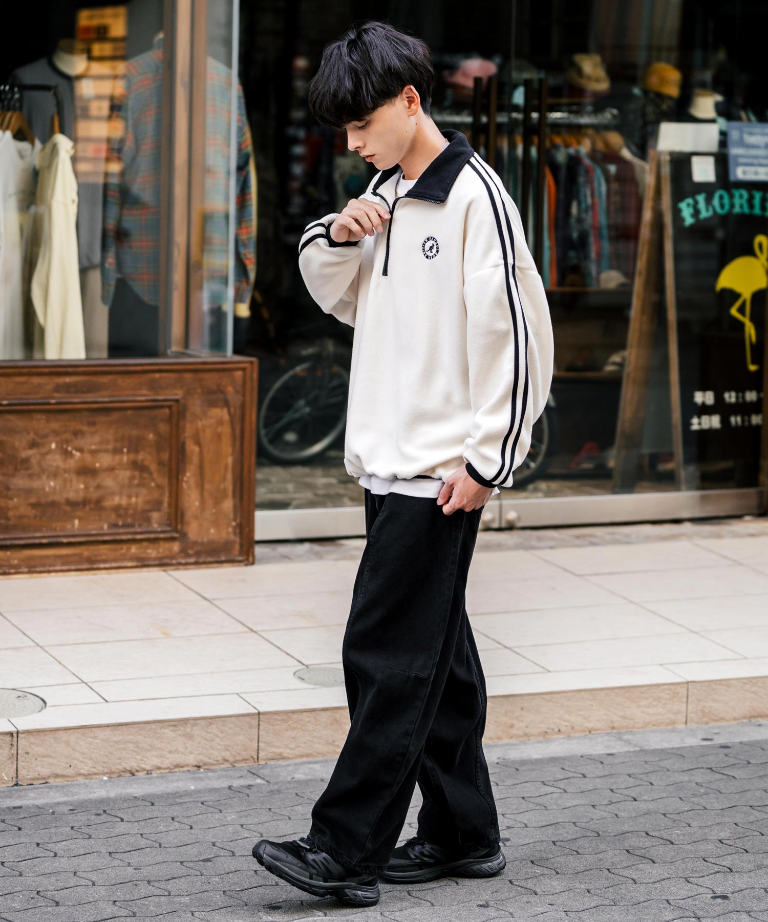 ロッキーモンロー Rocky Monroe KANGOL カンゴール 別注 フリース ハーフジップ メンズ レディース オーバーサイズ ロゴ刺繍 サイドライン ストリート スポーティー  蓄熱 15157 （オフ×ブラック） オフ×ブラック