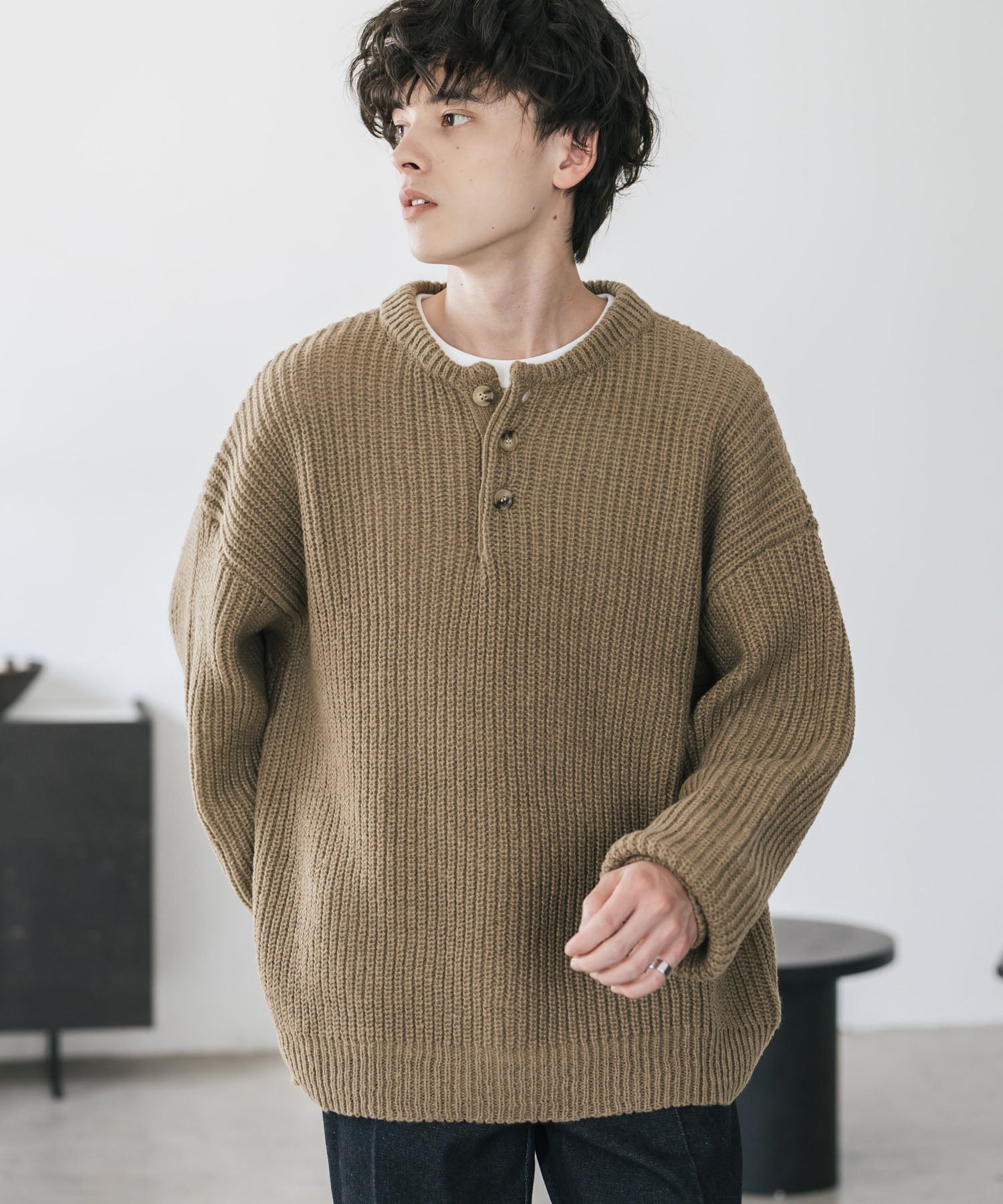 ロッキーモンロー Rocky Monroe ニット セーター 無地 長袖 メンズ レディース 畦編み オーバーサイズ ボリュームニット ヘンリーネック カジュアル きれいめ ウォッシャブル 14554 （ベージュ） ベージュ