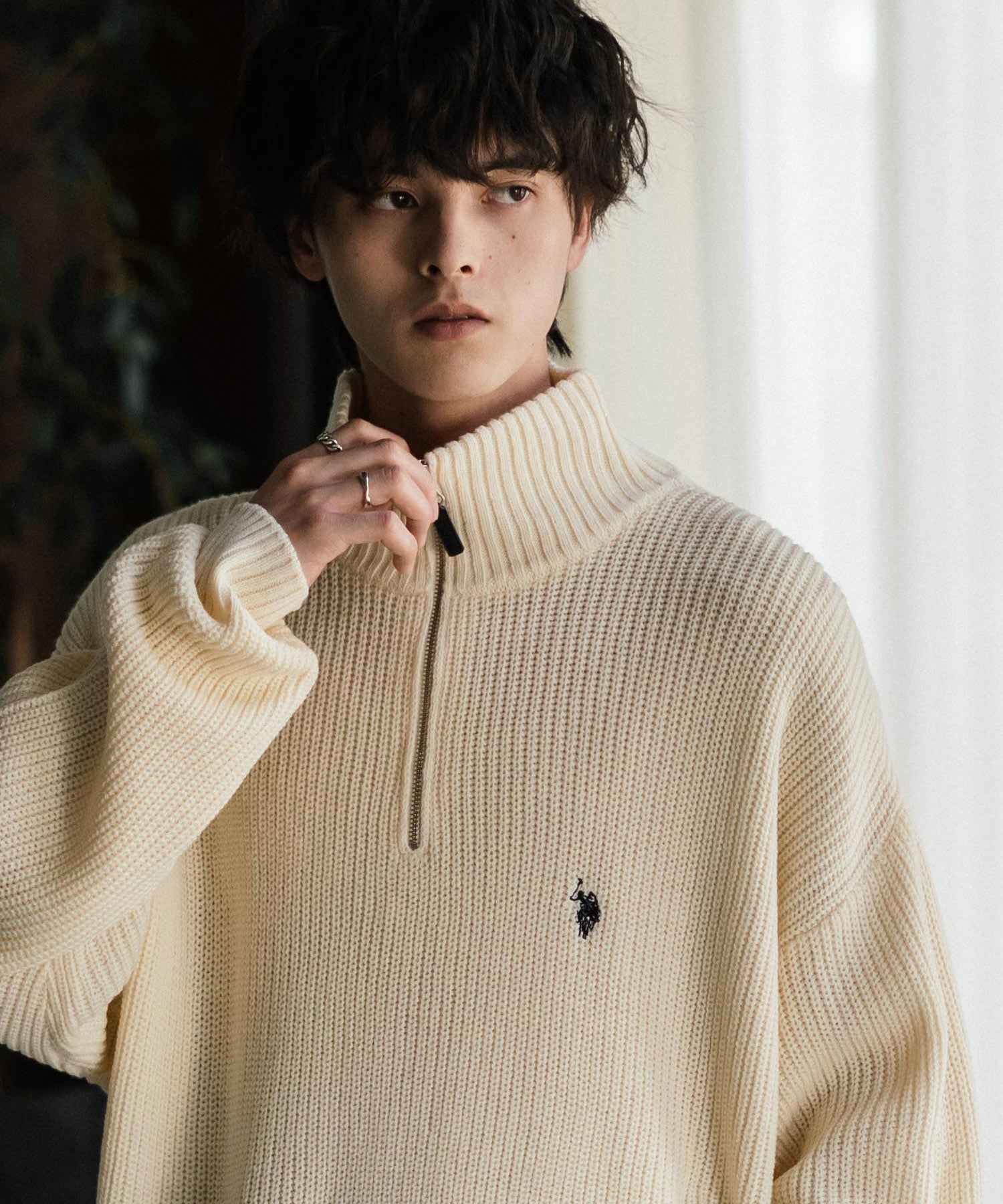 ロッキーモンロー Rocky Monroe U.S. POLO ASSN. ニット セーター 無地 メンズ レディース 長袖 畦編み オーバーサイズ ワンポイント ロゴ刺繍 ハーフジップ 別注 14769 （チャコール） チャコール