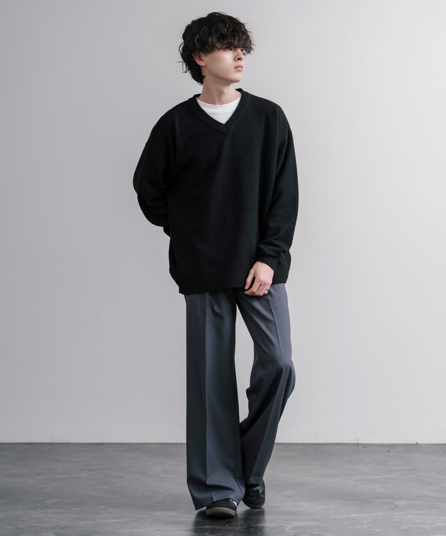ロッキーモンロー Rocky Monroe ニット セーター 無地 メンズ レディース Vネック 長袖 天竺編み ウール混 メランジ オーバーサイズ リラックス プルオーバー 暖かい 秋冬 14715 （オフ） オフ