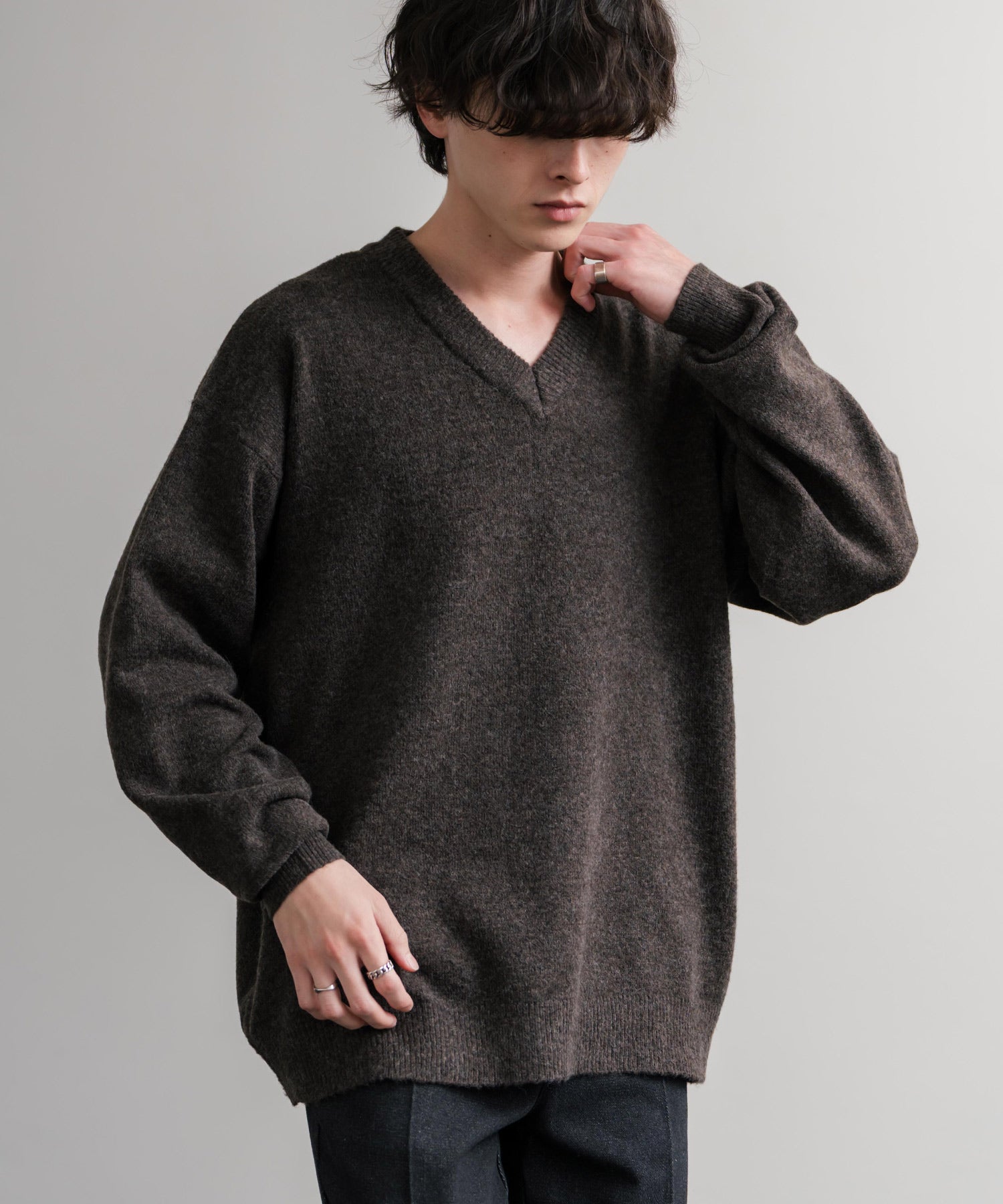 ロッキーモンロー Rocky Monroe ニット セーター 無地 メンズ レディース Vネック 長袖 天竺編み ウール混 メランジ オーバーサイズ リラックス プルオーバー 暖かい 秋冬 14715 （ブラウン） ブラウン