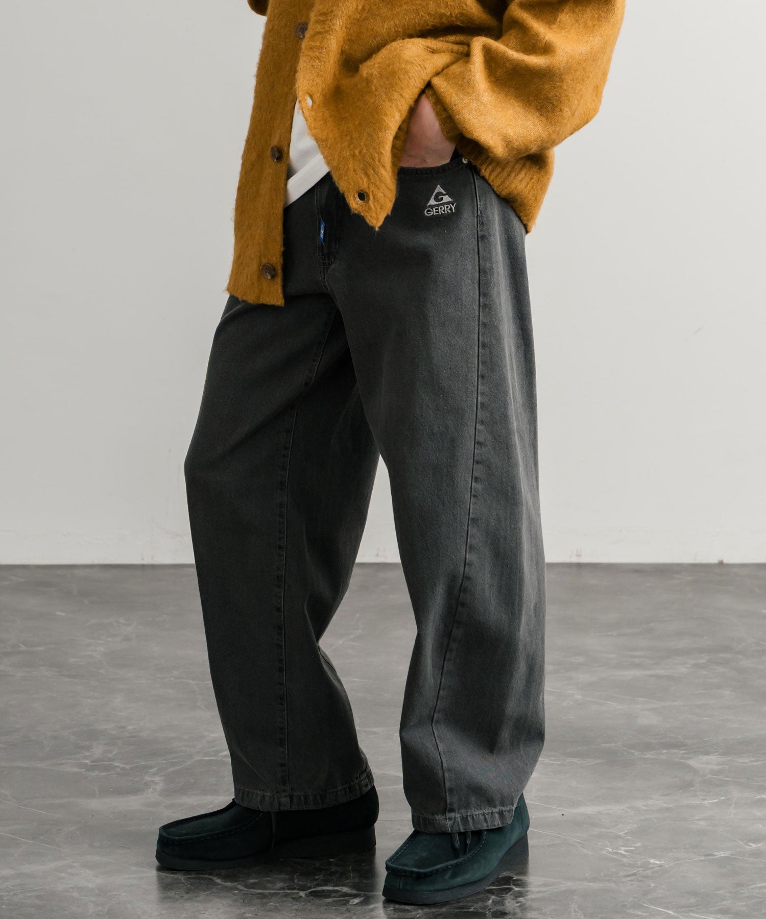 ロッキーモンロー Rocky Monroe GERRY ジェリー デニムパンツ クライミングパンツ メンズ レディース ジーンズ バレルレッグ UVカット ワイド   無地 ロゴ刺繍 15113 （73.ブルー） 73.ブルー