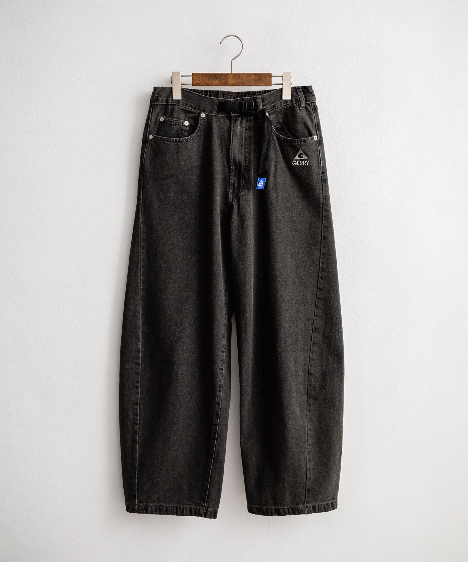 ロッキーモンロー Rocky Monroe GERRY ジェリー デニムパンツ クライミングパンツ メンズ レディース ジーンズ バレルレッグ UVカット ワイド   無地 ロゴ刺繍 15113 （73.ブルー） 73.ブルー