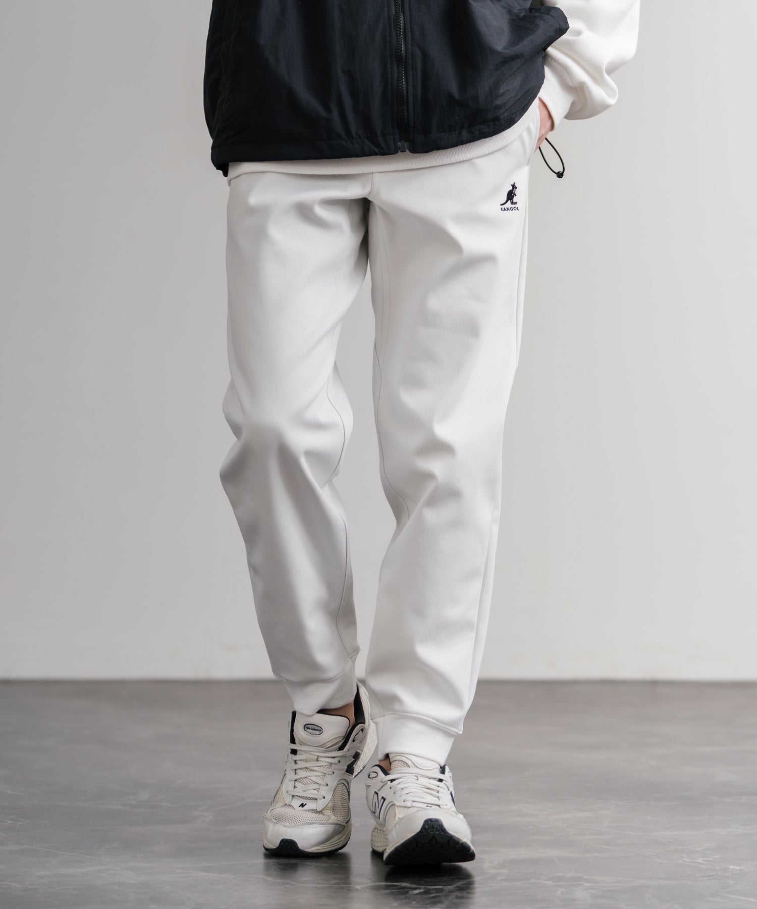 ロッキーモンロー Rocky Monroe KANGOL ジョガーパンツ 暖パン 裏起毛 裏フリース 蓄熱 新色追加 メンズ レディース イージー スリム テーパード ストレッチ 別注コラボ 14622 （ホワイト） ホワイト