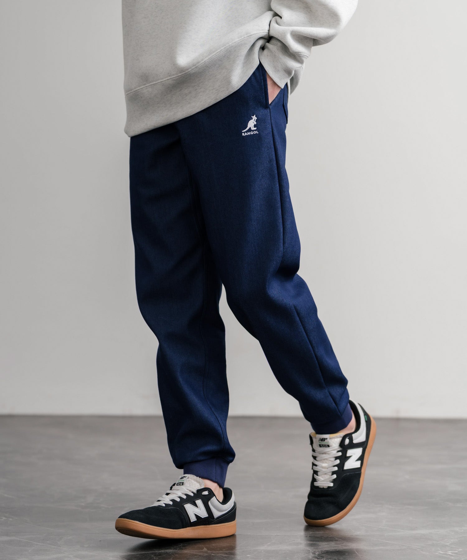 ロッキーモンロー Rocky Monroe KANGOL ジョガーパンツ 暖パン 裏起毛 裏フリース 蓄熱 新色追加 メンズ レディース イージー スリム テーパード ストレッチ 別注コラボ 14622 （ホワイト） ホワイト