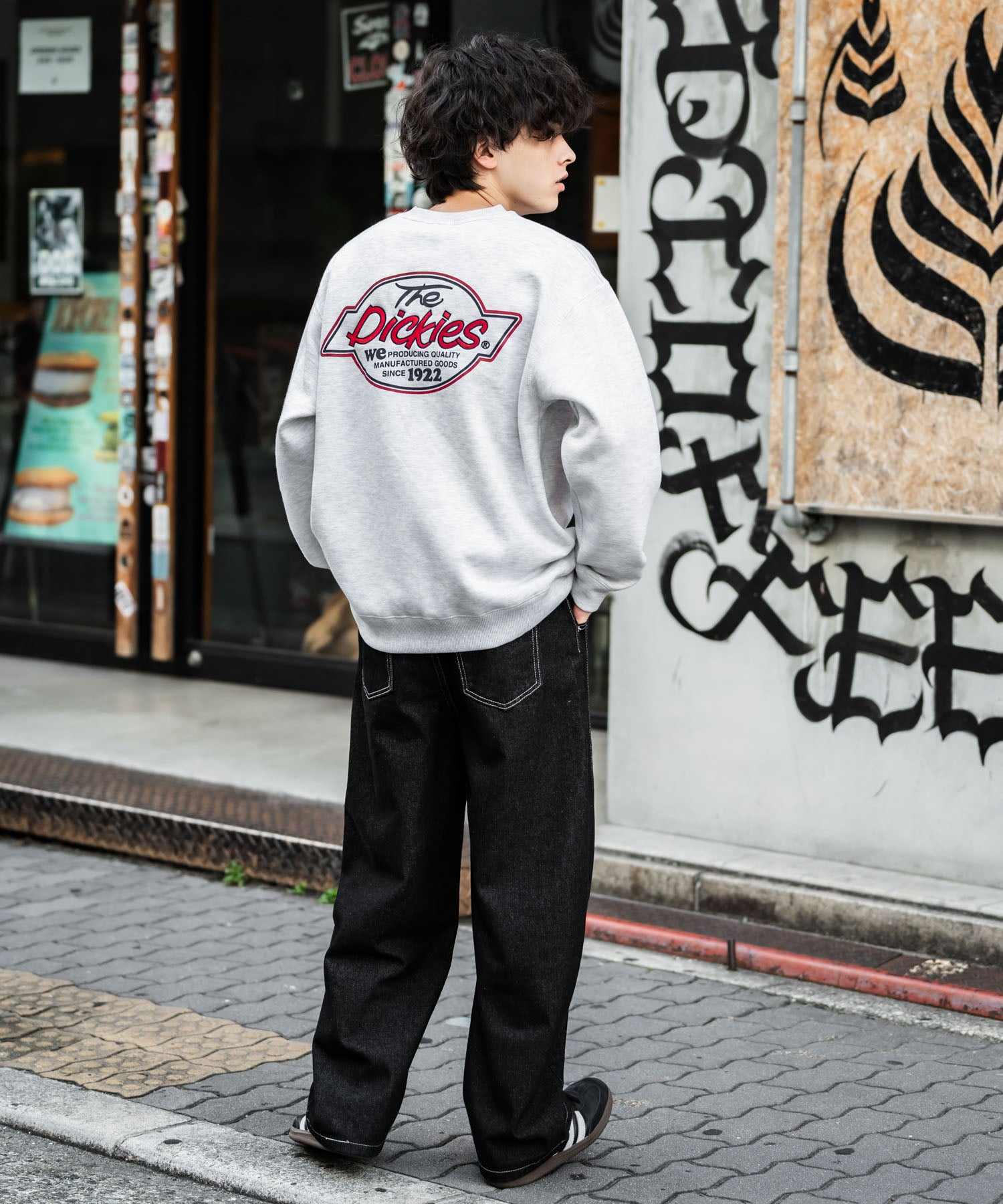 ロッキーモンロー Rocky Monroe Dickies スウェット トレーナー 裏起毛 メンズ レディース ロゴ 刺繍 ワンポイント バックプリント オーバーサイズ リラックス カジュアル 14886 （B-19.オートミール） B-19.オートミール