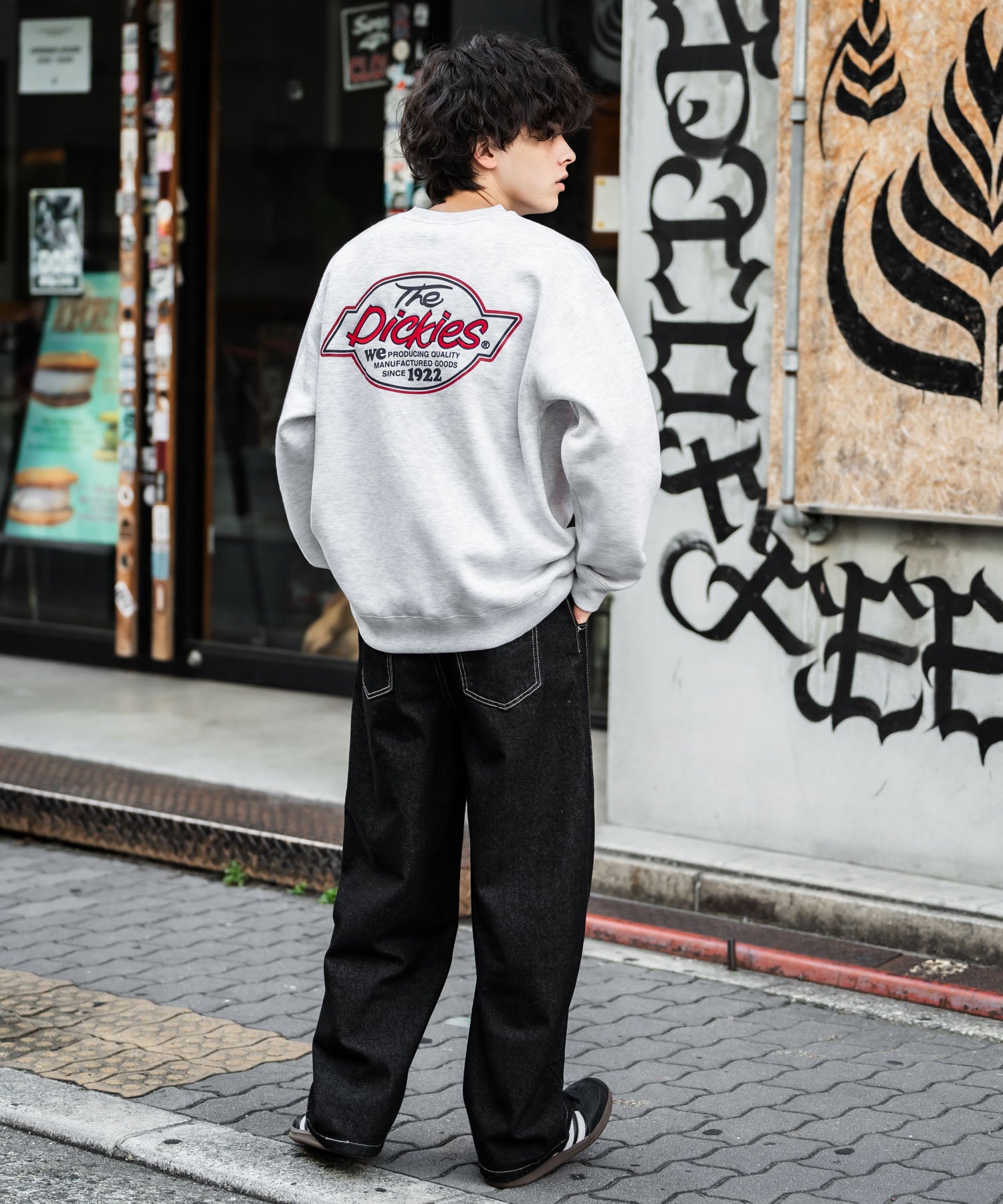 ロッキーモンロー Rocky Monroe Dickies スウェット トレーナー 裏起毛 メンズ レディース ロゴ 刺繍 ワンポイント バックプリント オーバーサイズ リラックス カジュアル 14886 （B-19.オートミール） B-19.オートミール