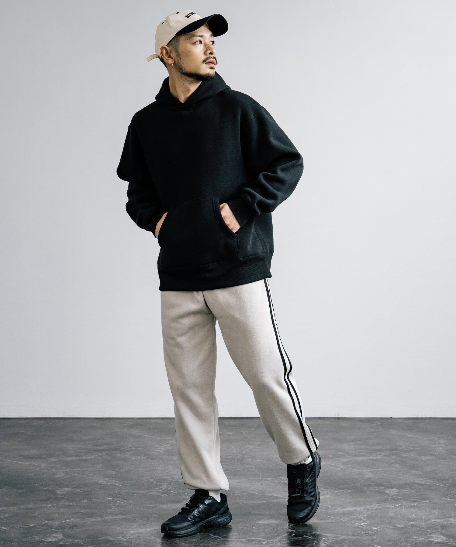 ロッキーモンロー Rocky Monroe スウェットパンツ ジョガー 裏起毛 メンズ レディース バルーン ライン イージー 暖パン 無地 リラックス ウエストゴム ベーシック コットンタッチ 14986 （4.ブラック） 4.ブラック