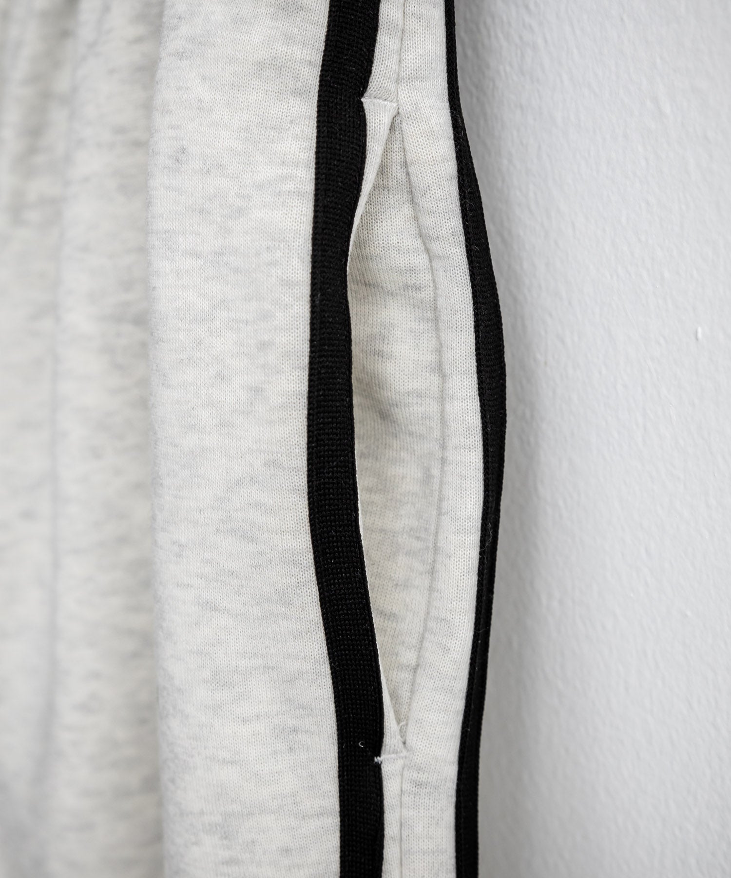 ロッキーモンロー Rocky Monroe スウェットパンツ ジョガー 裏起毛 メンズ レディース バルーン ライン イージー 暖パン 無地 リラックス ウエストゴム ベーシック コットンタッチ 14986 （4.ブラック） 4.ブラック