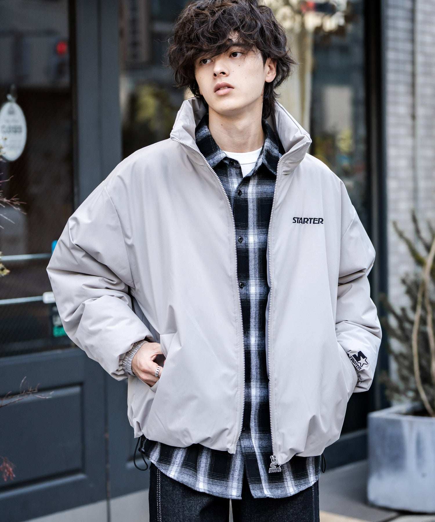 ロッキーモンロー Rocky Monroe ファイバーダウンジャケット 中綿 アウター メンズ レディース ブルゾン ロゴ 刺繍 ワンポイント 撥水 STARTER BLACK LABEL 15012 （カーキ） カーキ