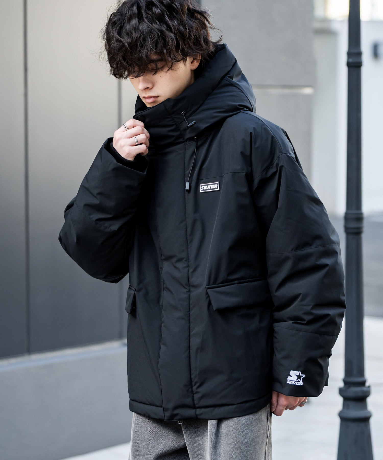 ロッキーモンロー Rocky Monroe ファイバーダウンジャケット 中綿 アウター フードジャケット メンズ レディース ブルゾン ロゴ 刺繍 STARTER BLACK LABEL 15013 （グレー） グレー