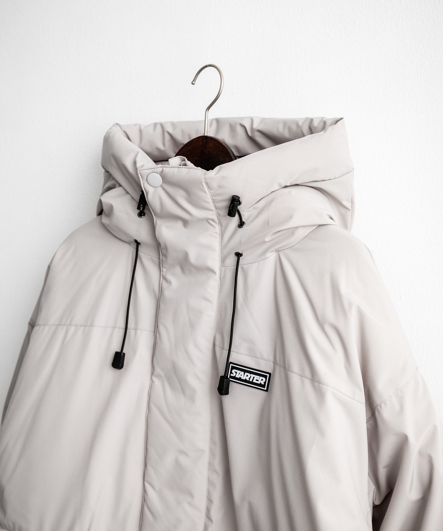 ロッキーモンロー Rocky Monroe ファイバーダウンジャケット 中綿 アウター フードジャケット メンズ レディース ブルゾン ロゴ 刺繍 STARTER BLACK LABEL 15013 （グレー） グレー