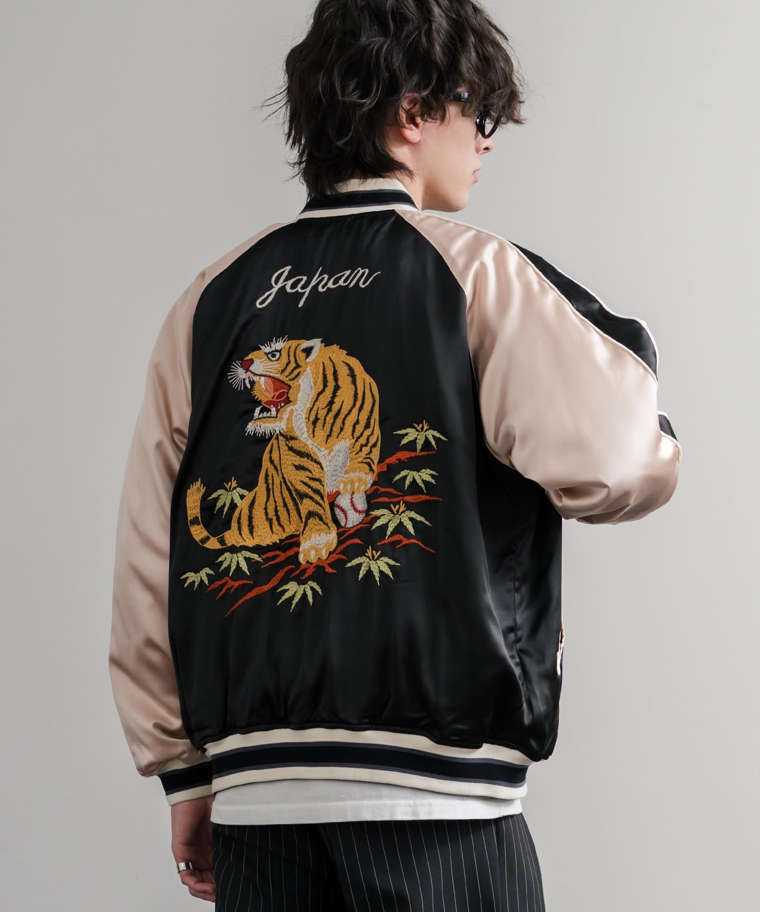 ロッキーモンロー Rocky Monroe スカジャン リバーシブル 2WAY MA-1 メンズ レディース 短丈 ショート丈 スーベニア 刺繍 虎 KRIFF MAYER 2515102 14883 （65.グリーン） 65.グリーン