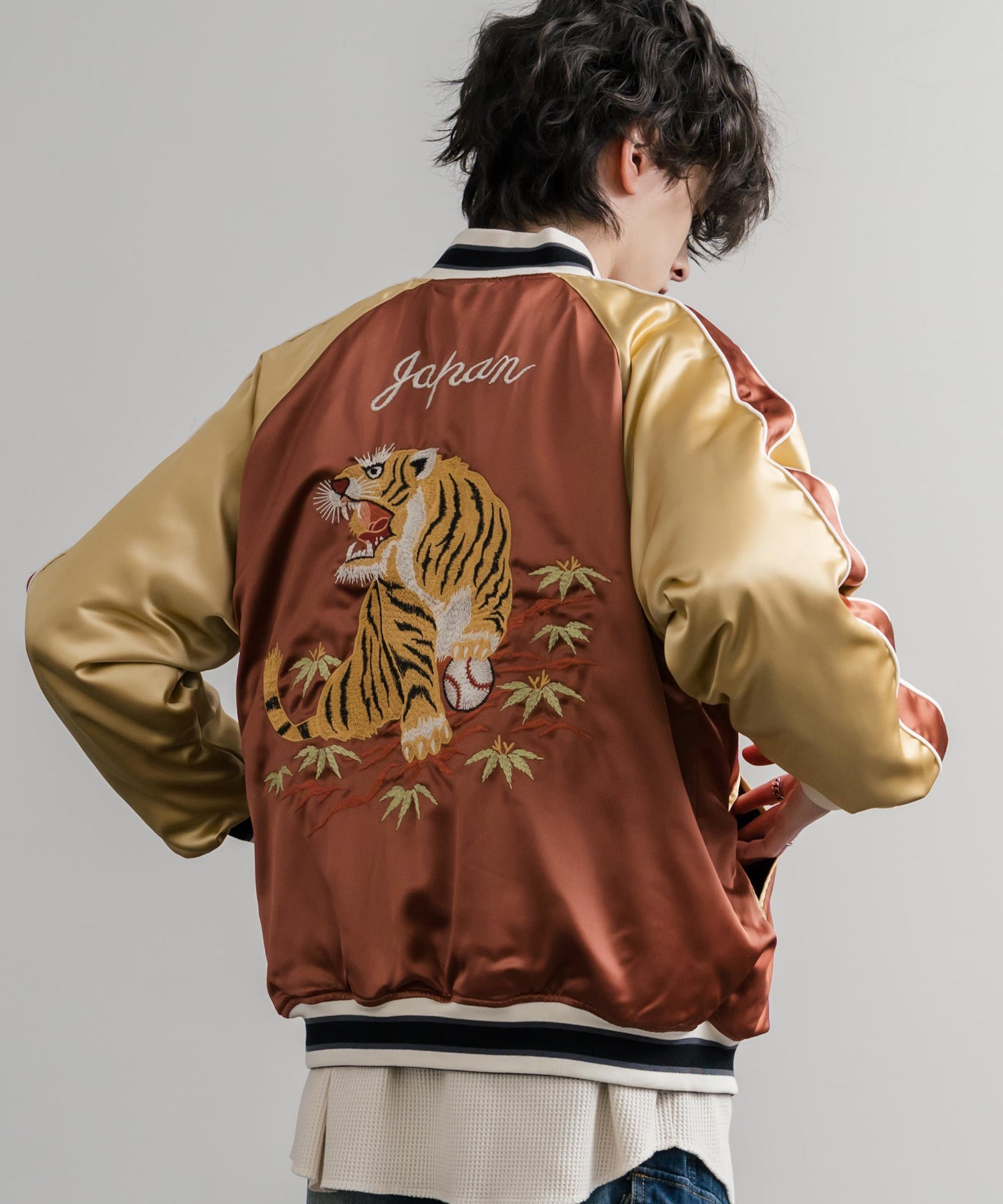 ロッキーモンロー Rocky Monroe スカジャン リバーシブル 2WAY MA-1 メンズ レディース 短丈 ショート丈 スーベニア 刺繍 虎 KRIFF MAYER 2515102 14883 （65.グリーン） 65.グリーン