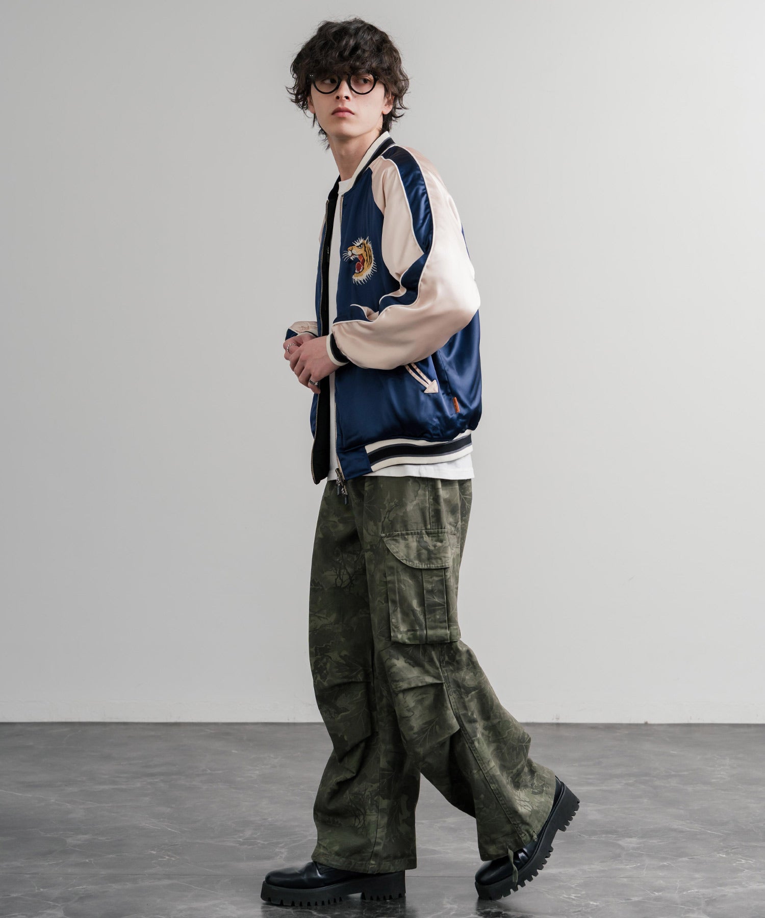 ロッキーモンロー Rocky Monroe スカジャン リバーシブル 2WAY MA-1 メンズ レディース 短丈 ショート丈 スーベニア 刺繍 虎 KRIFF MAYER 2515102 14883 （65.グリーン） 65.グリーン