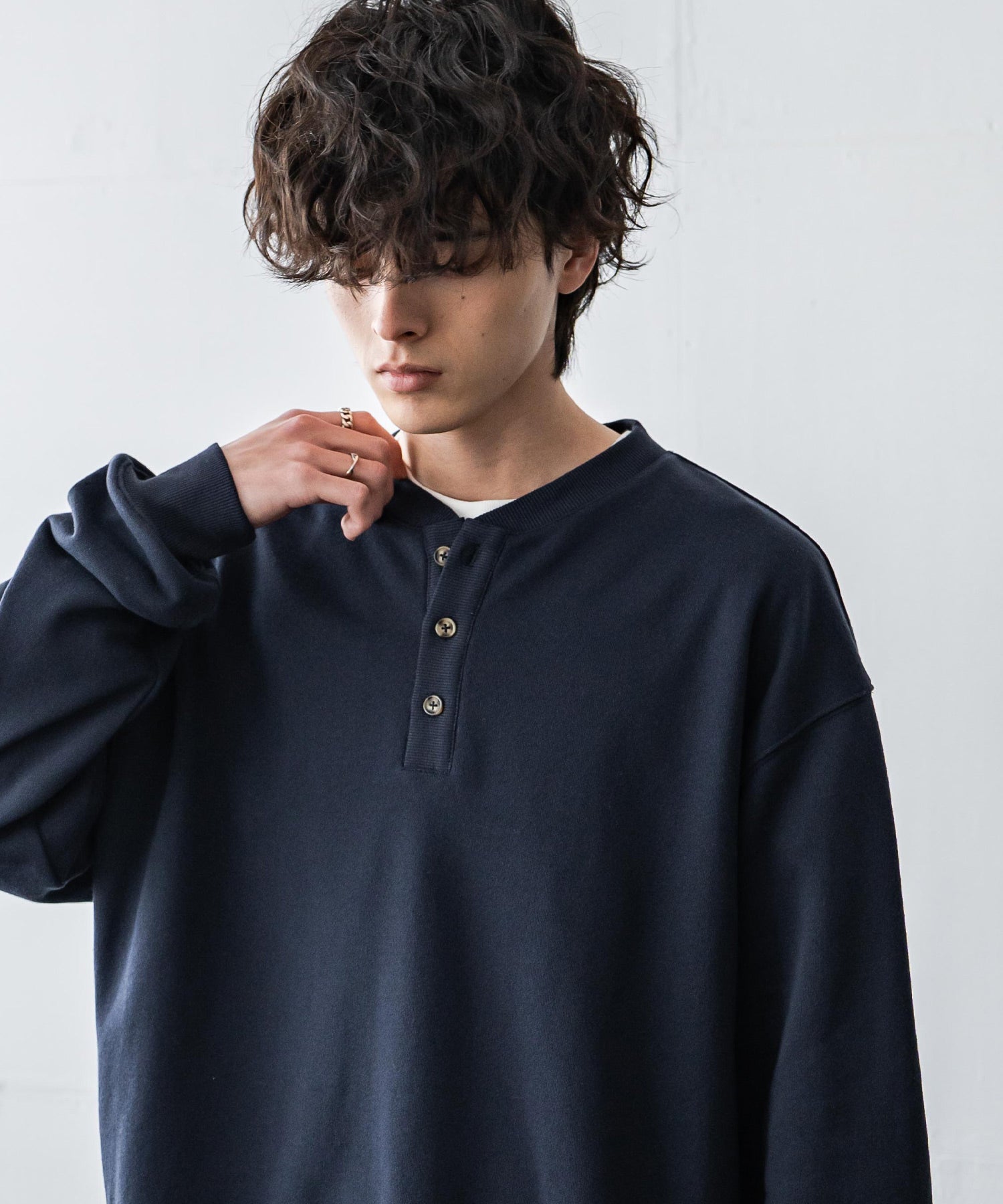 ロッキーモンロー Rocky Monroe トレーナー スウェット 裏毛 ヘンリーネック メンズ レディース 裏パイル 長袖 Tシャツ カットソー オーバーサイズ レイヤード セットアップ対応 15436 （ネイビー） ネイビー