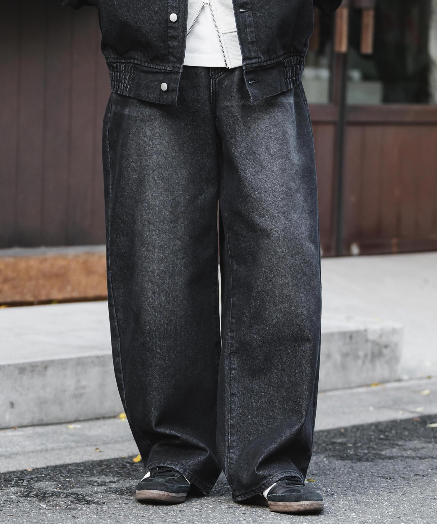 ロッキーモンロー Rocky Monroe カーブデニム バレルレッグ ワイドテーパード メンズ レディース ジーパン ジーンズ リラックス ゆったり ゆるパン ルーズ ユーズド ヒゲ加工 15377 （ブルー(ケミカル)） ブルー(ケミカル)