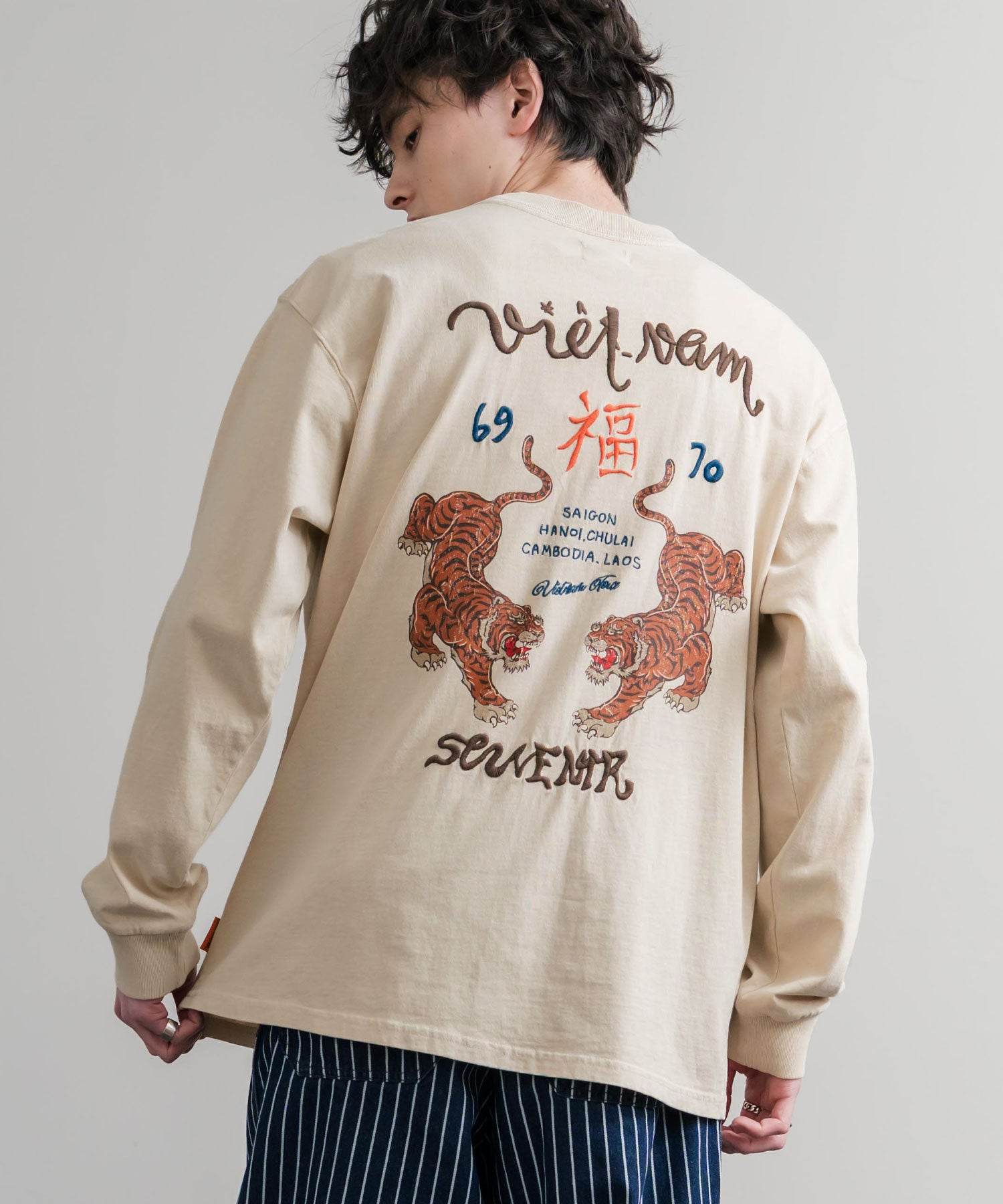 ロッキーモンロー Rocky Monroe カットソー 長袖 Tシャツ メンズ レディース ロンT 刺繍 プリント オーバーサイズ クルーネック 虎 KRIFF MAYER 2537203 15603 （21.ベージュ） 21.ベージュ