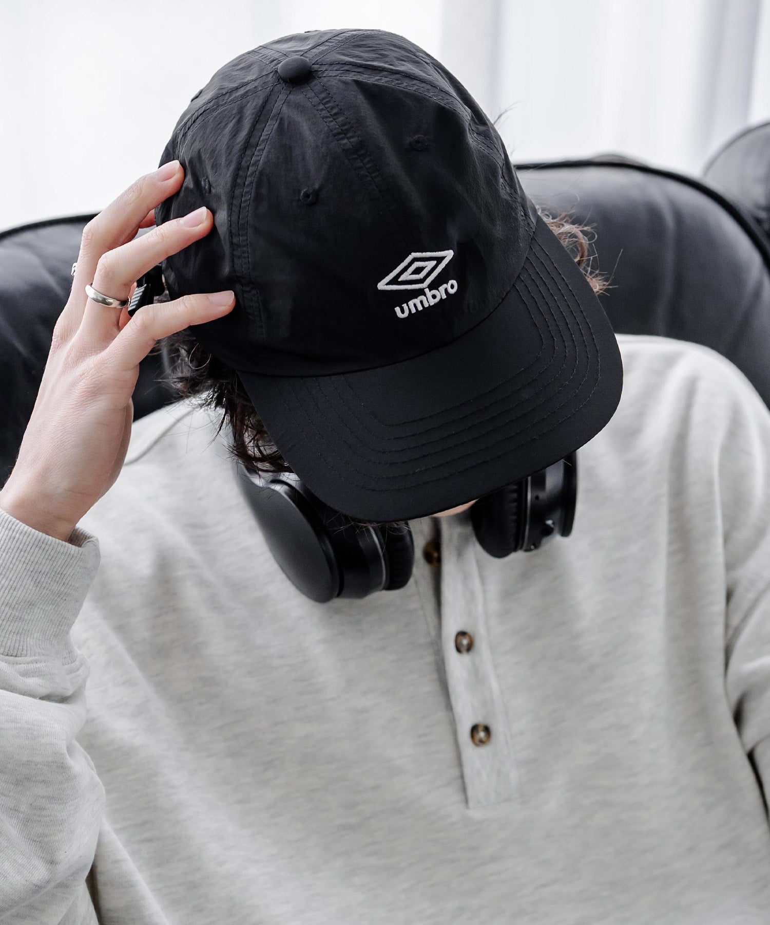 ロッキーモンロー Rocky Monroe UMBRO アンブロ 別注 ベースボールキャップ ローキャップ バンジーキャップ メンズ レディース 帽子 ナイロン 無地 アウトドア スポーツ 15351 （チャコール） チャコール