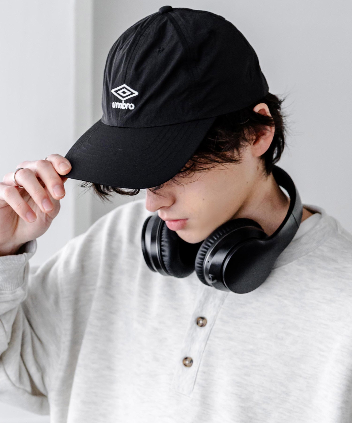 ロッキーモンロー Rocky Monroe UMBRO アンブロ 別注 ベースボールキャップ ローキャップ バンジーキャップ メンズ レディース 帽子 ナイロン 無地 アウトドア スポーツ 15351 （チャコール） チャコール