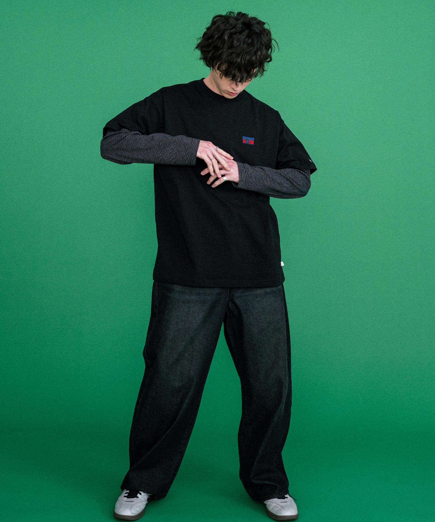 ロッキーモンロー Rocky Monroe CONVERSE コンバース ロゴT 半袖 メンズ カットソー Tシャツ プレートロゴ オーバーサイズ ルーズ リラックス カジュアル ストリート 15723 （49.ブラック） 49.ブラック