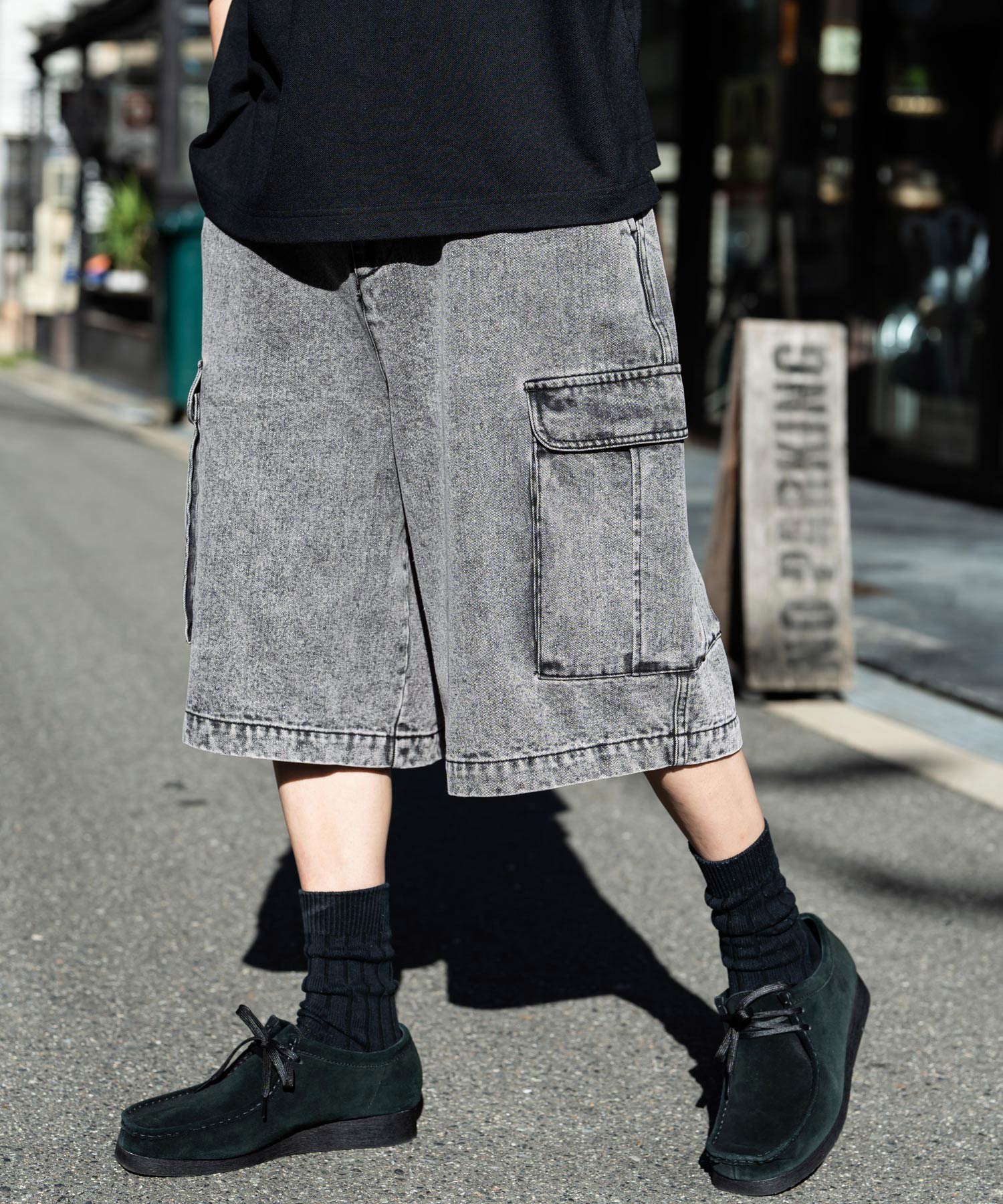 ロッキーモンロー Rocky Monroe カーゴパンツ デニム ハーフ メンズ ショート ワイドジーンズ 短パン 膝下 半パン ケミカルウォッシュ オーバーダイ リラックス ヴィンテージ 15733 （ブラックケミカル） ブラックケミカル