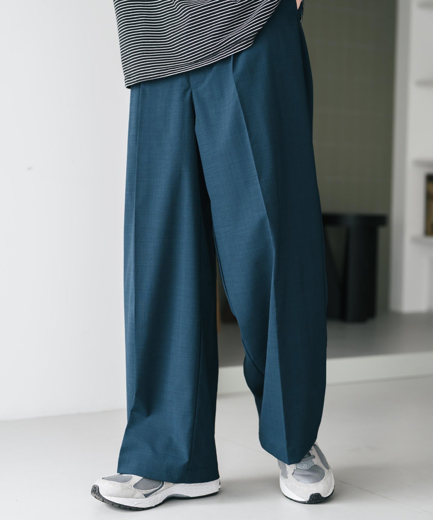 ロッキーモンロー Rocky Monroe スラックス ワイドパンツ 接触冷感 メンズ ストレート イージー ルーズ センタープレス ワンタック バックシャーリング リネンライク 多機能 ストレッチ 15483 （ブルーグリーン） ブルーグリーン