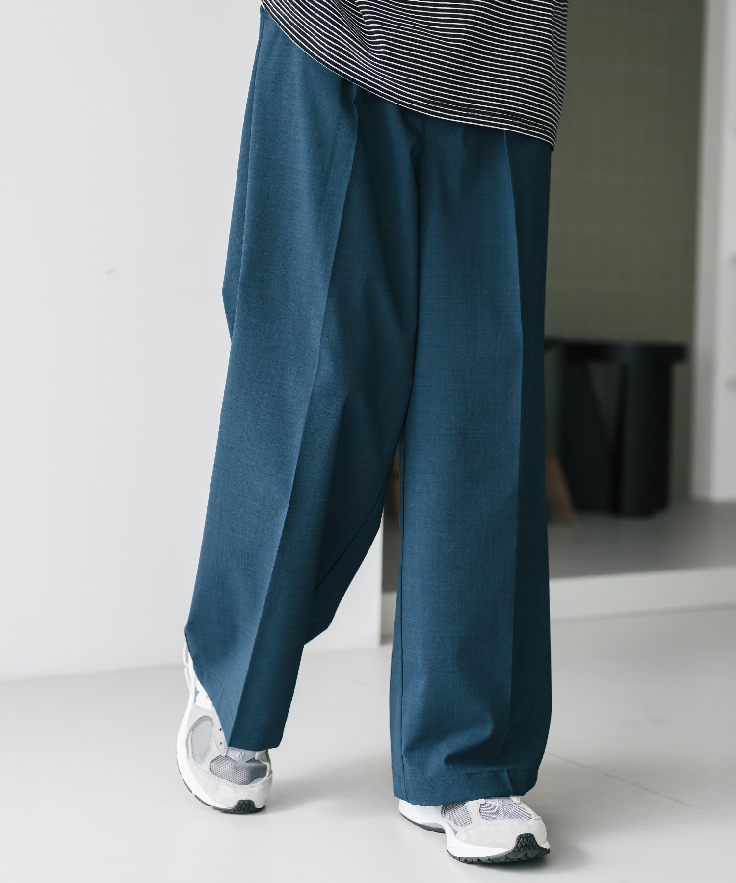 ロッキーモンロー Rocky Monroe スラックス ワイドパンツ 接触冷感 メンズ ストレート イージー ルーズ センタープレス ワンタック バックシャーリング リネンライク 多機能 ストレッチ 15483 （ブルーグリーン） ブルーグリーン