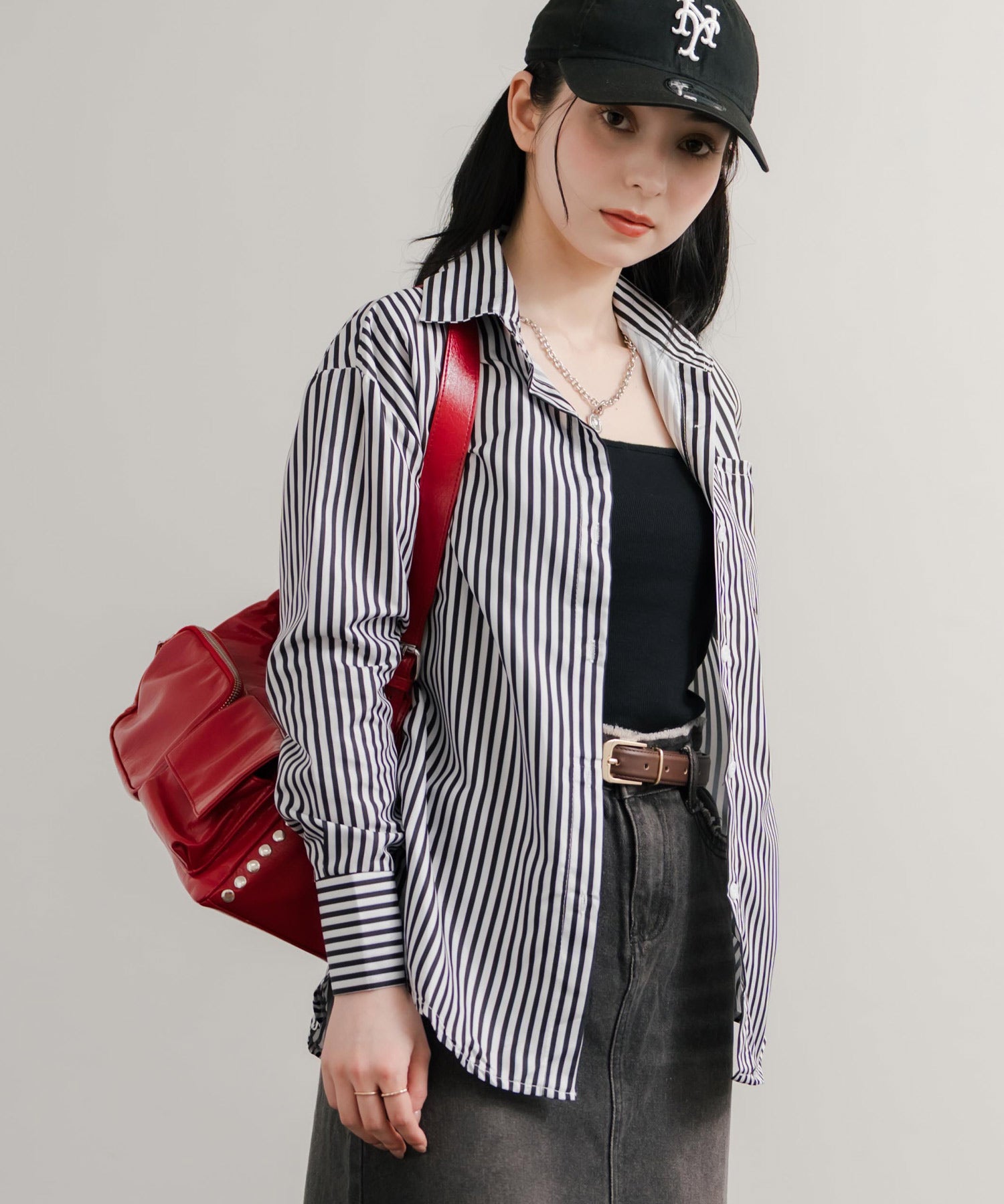 ロッキーモンロー Rocky Monroe ストライプシャツ 長袖 レディース ルーズ リラックス ゆったり センターボックス レギュラーカラー 胸ポケット 羽織り シンプル カジュアル 14805 （ネイビー） ネイビー