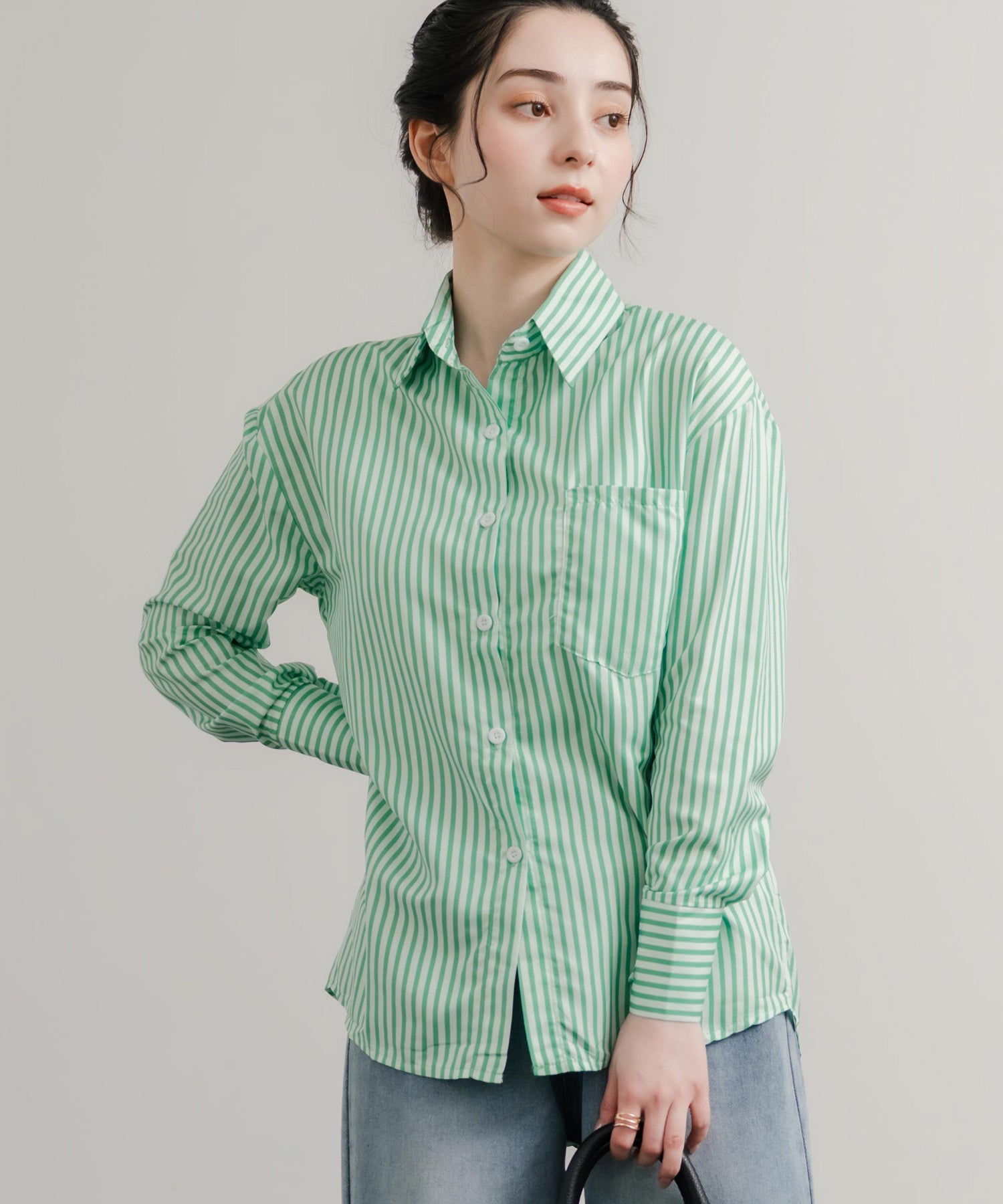 ロッキーモンロー Rocky Monroe ストライプシャツ 長袖 レディース ルーズ リラックス ゆったり センターボックス レギュラーカラー 胸ポケット 羽織り シンプル カジュアル 14805 （ネイビー） ネイビー