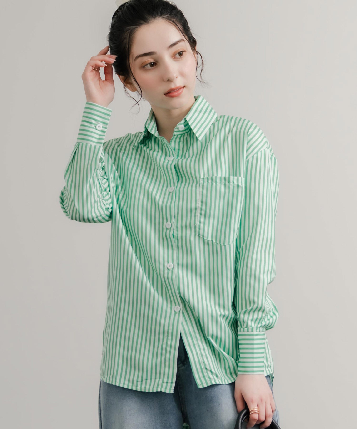 ロッキーモンロー Rocky Monroe ストライプシャツ 長袖 レディース ルーズ リラックス ゆったり センターボックス レギュラーカラー 胸ポケット 羽織り シンプル カジュアル 14805 （ネイビー） ネイビー