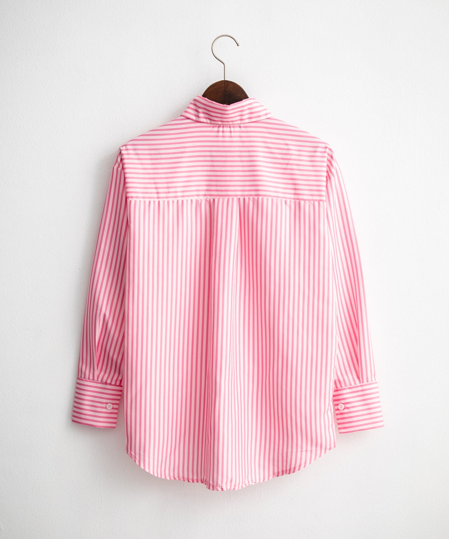 ロッキーモンロー Rocky Monroe ストライプシャツ 長袖 レディース ルーズ リラックス ゆったり センターボックス レギュラーカラー 胸ポケット 羽織り シンプル カジュアル 14805 （ネイビー） ネイビー