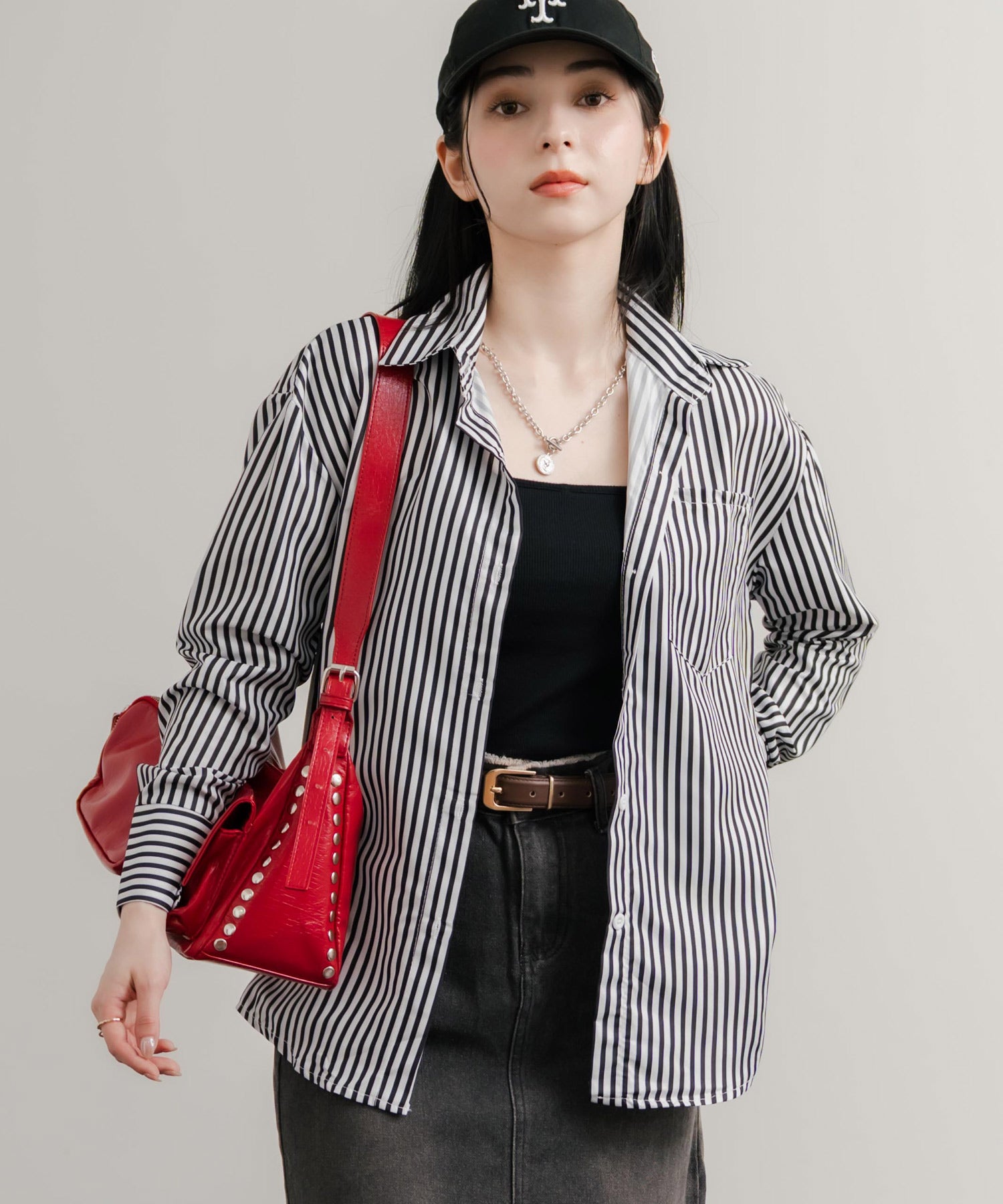 ロッキーモンロー Rocky Monroe ストライプシャツ 長袖 レディース ルーズ リラックス ゆったり センターボックス レギュラーカラー 胸ポケット 羽織り シンプル カジュアル 14805 （ブラック） ブラック