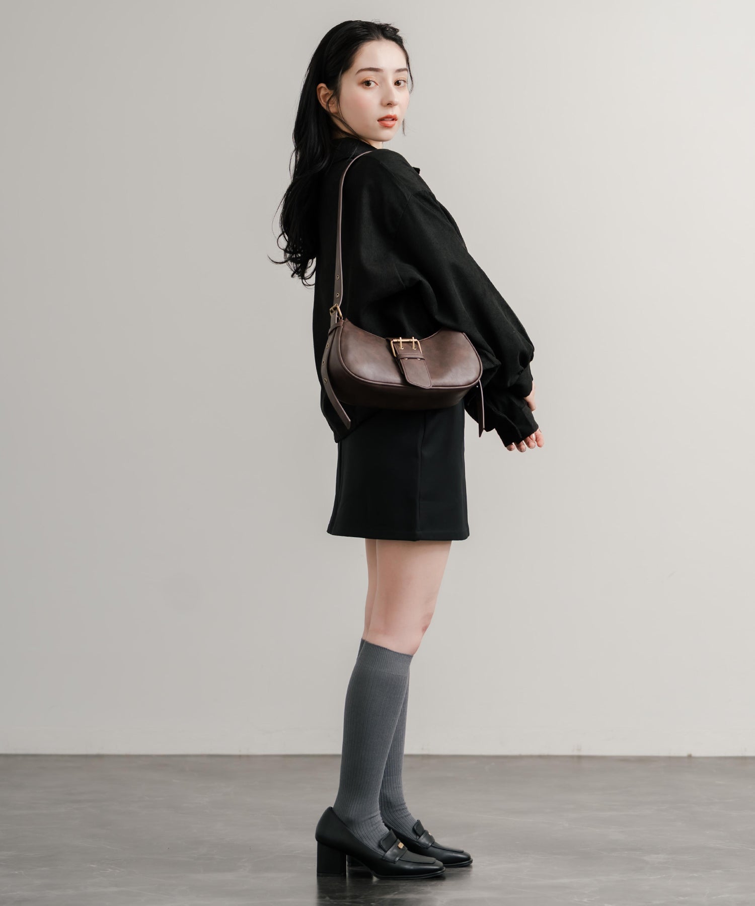 ロッキーモンロー Rocky Monroe シャツジャケット ショート丈 レディース ライトアウター ブルゾン 短丈 無地 コーデュロイ ルーズ リラックス ゆったり シンプル アメカジ 14812 （グレー） グレー