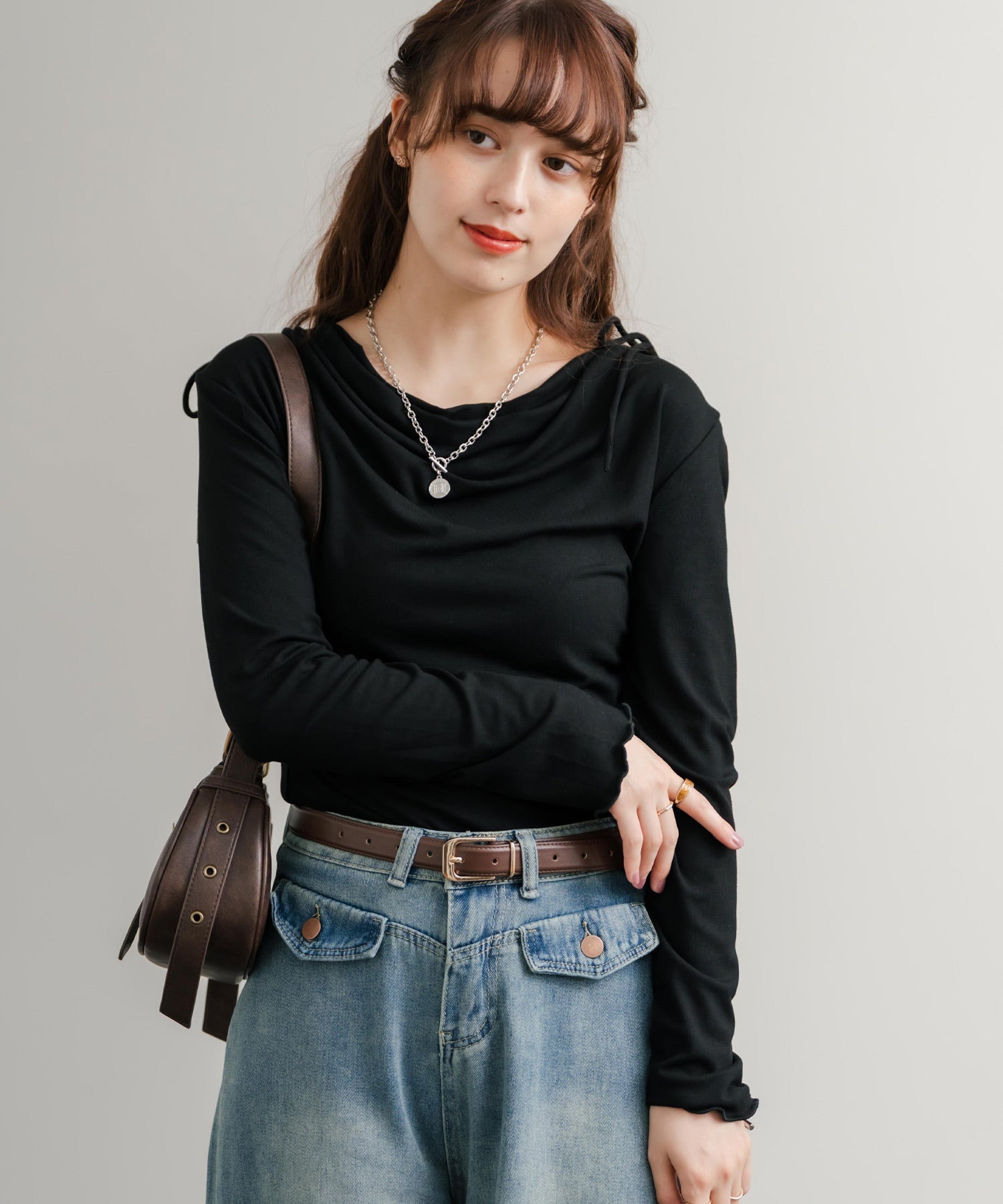 ロッキーモンロー Rocky Monroe Tシャツ 長袖 無地 レディース カットソー オフショル 肌見せ メロウ ドレープ リボン 肩リボン フィット タイト ストレッチ 薄手 韓国 14924 （ブルー） ブルー